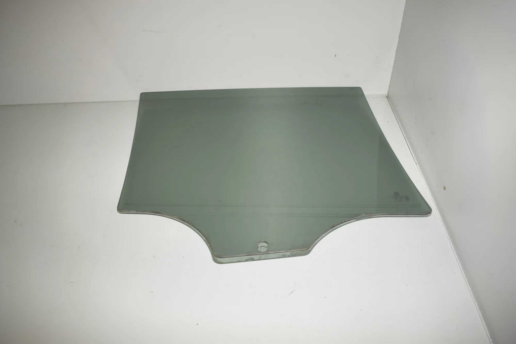 Rear Left Door Window – OEM 7182126 · BMW 5 Touring (F11) 530 d 2012 – 4