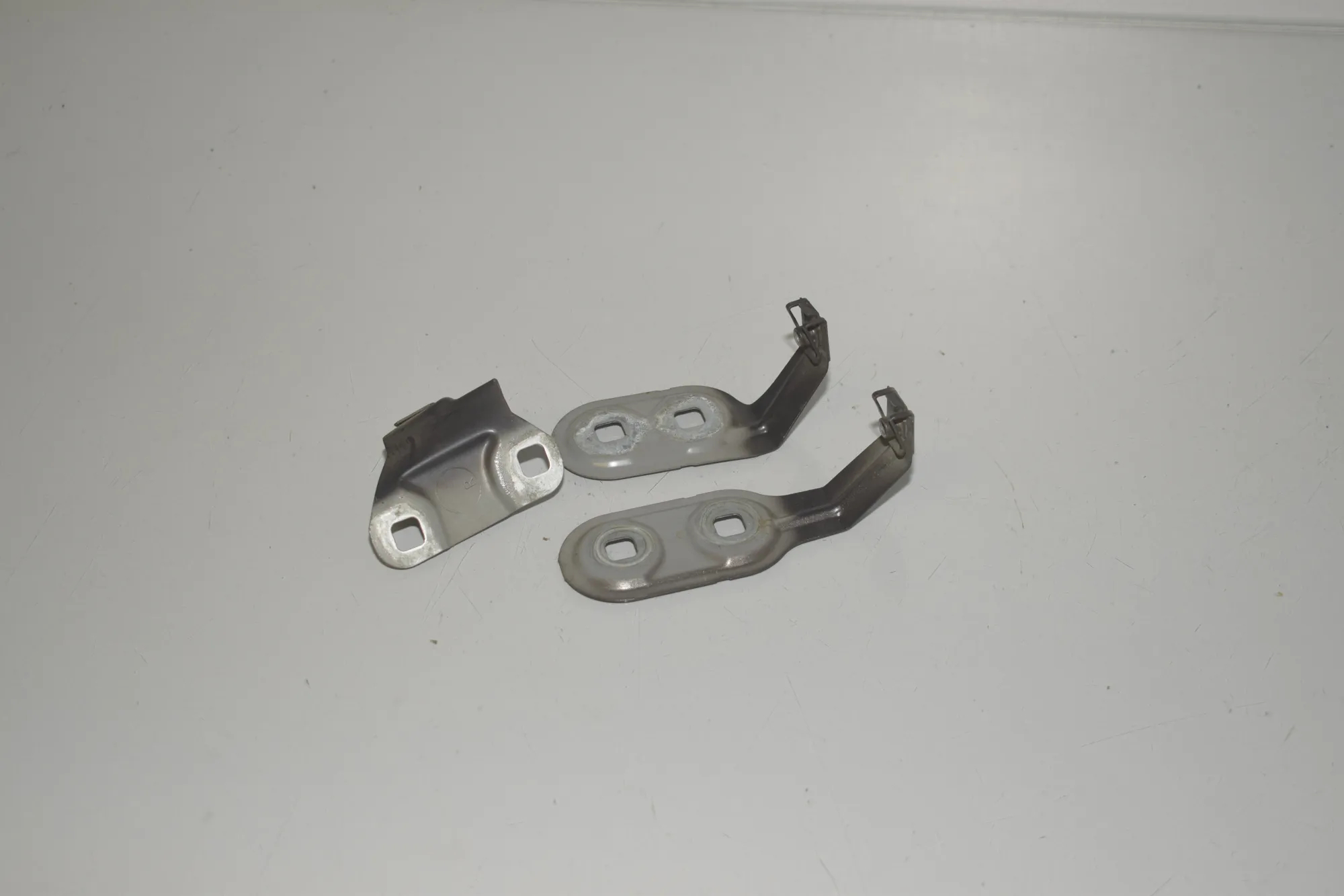Front Right Fender Holder – OEM 7207208 · BMW 5 Touring (F11) 530 d 2012 – 2