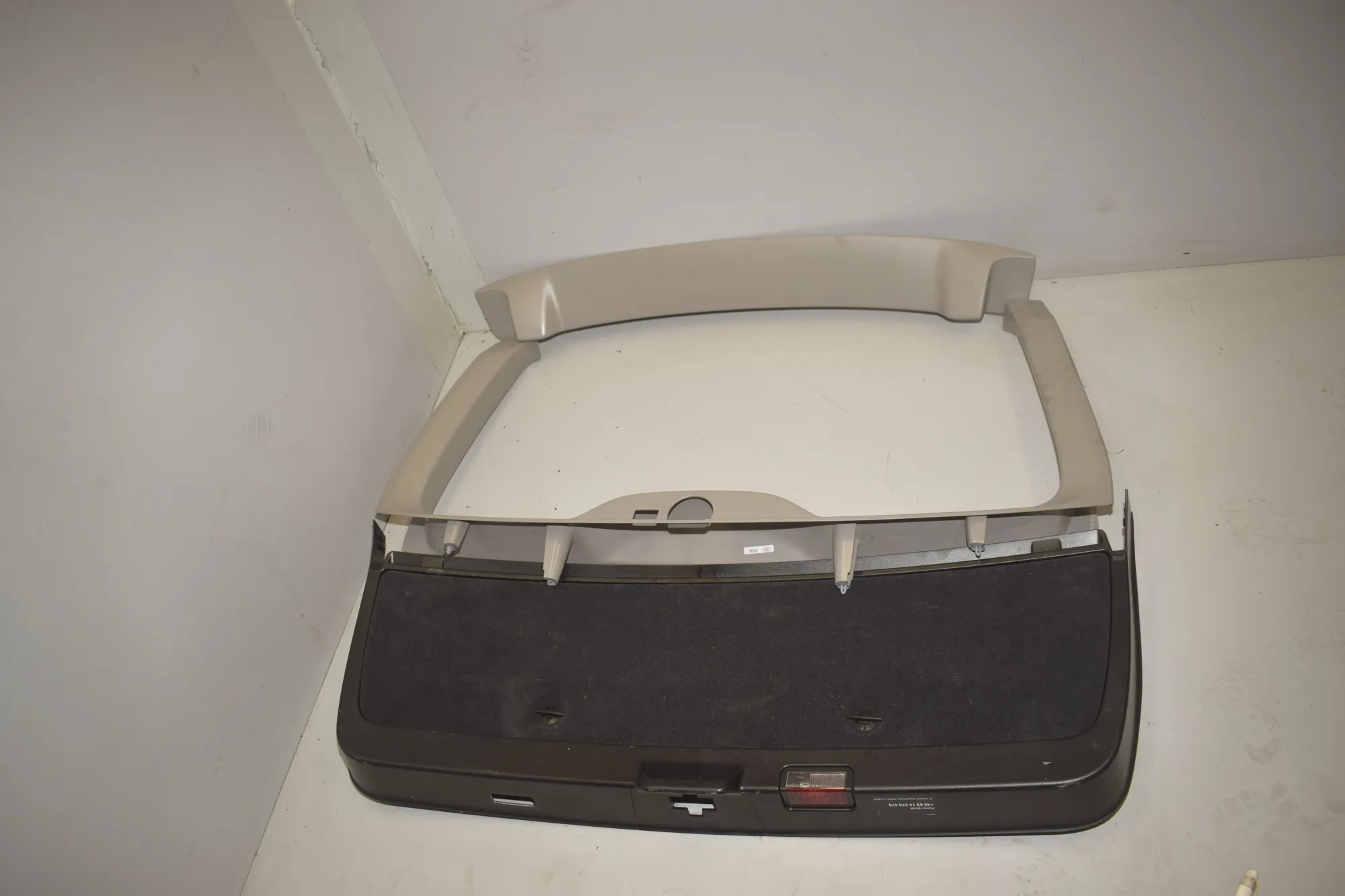 Tailgate Bootlid Cover Trim – OEM 7237882 · BMW 5 Touring (F11) 530 d xDrive 2015 – 3
