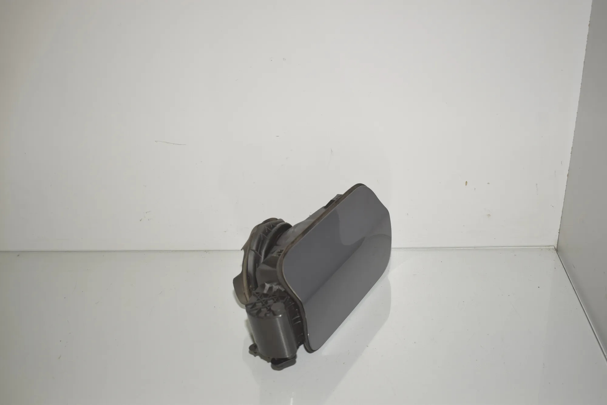 Fuel Tank Flap Cap – OEM 7217767 · BMW 5 Touring (F11) 530 d xDrive 2015 – 2