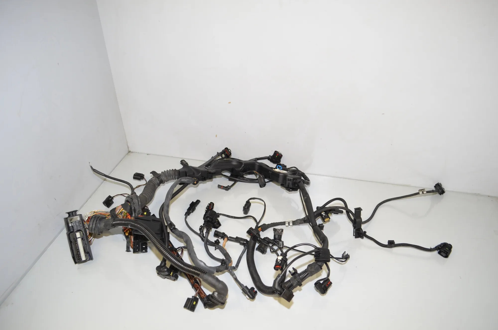 Engine Cable Harness – OEM 7823755 · BMW 5 Touring (F11) 530 d xDrive 2015