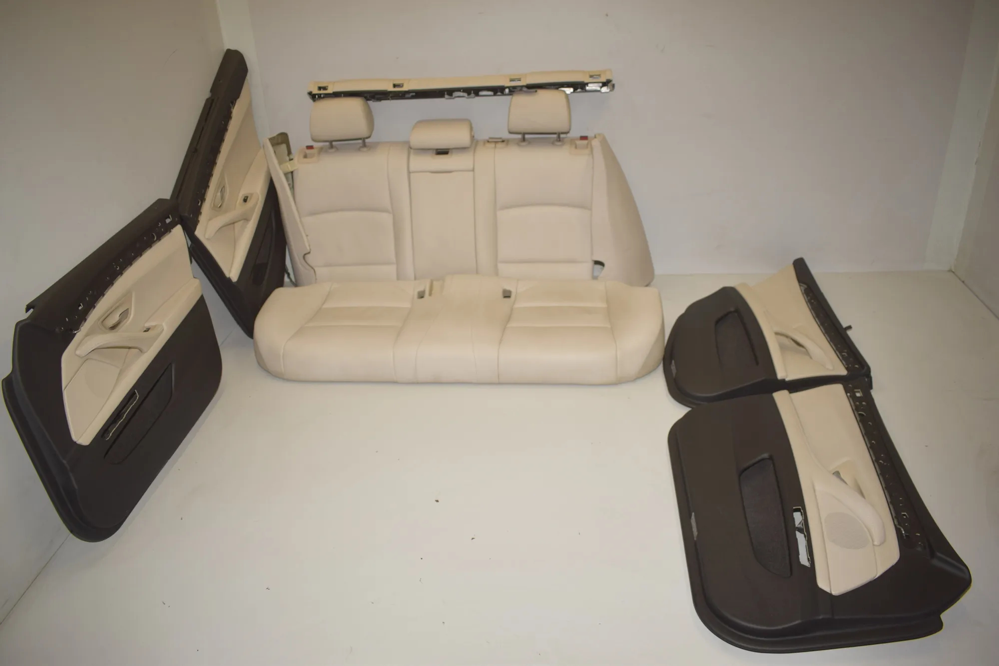 Seat set · BMW 5 Touring (F11) 530 d 2012 – 11
