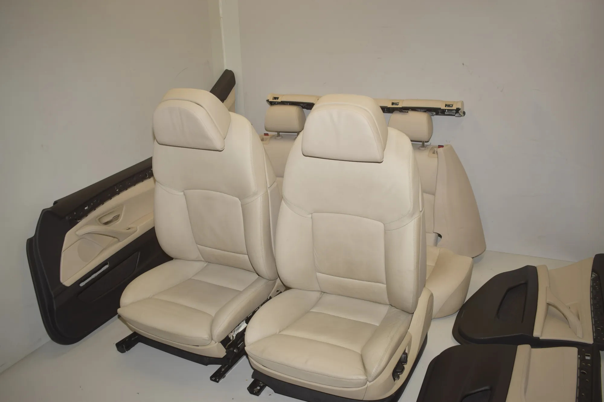 Seat set · BMW 5 Touring (F11) 530 d 2012 – 8
