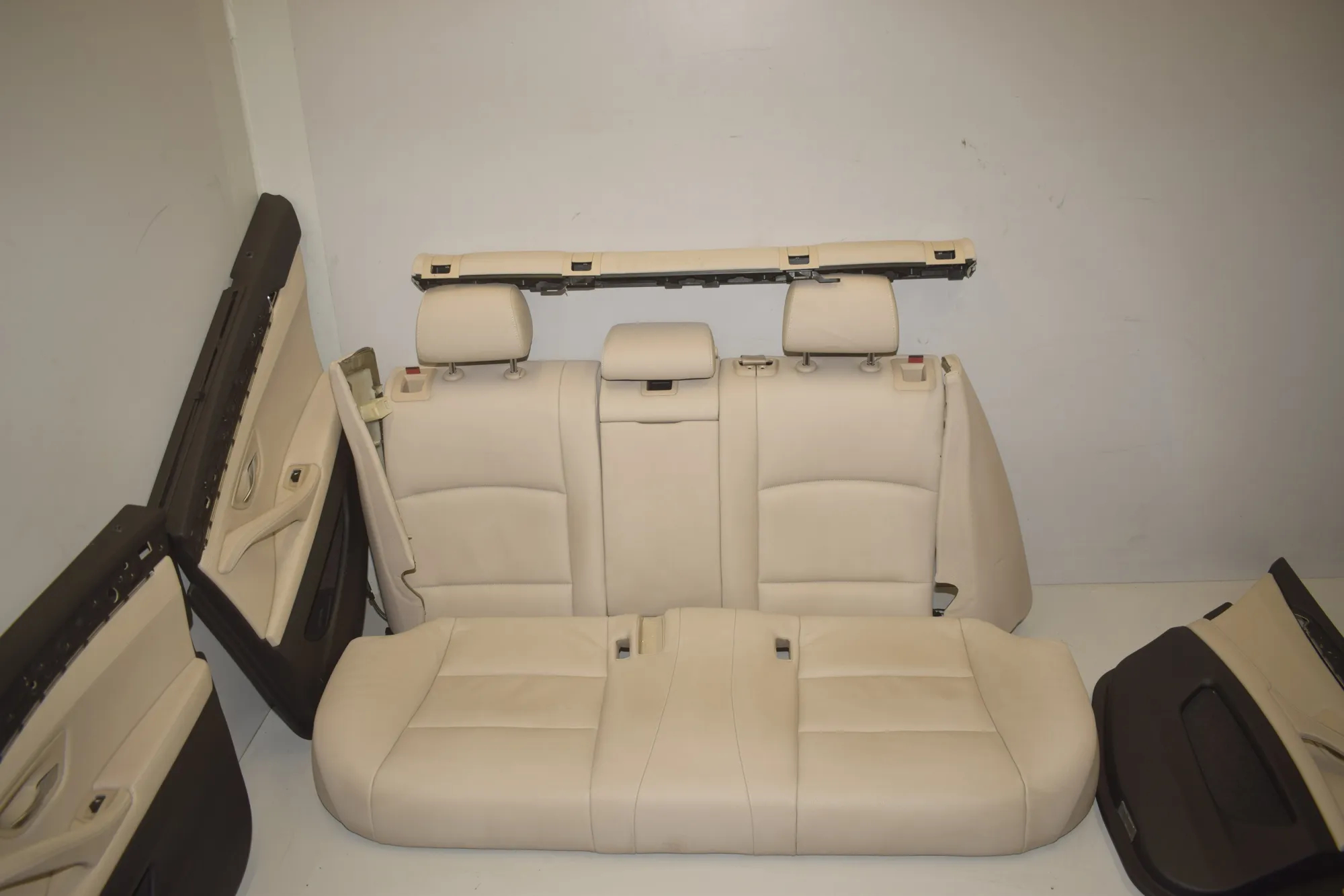 Seat set · BMW 5 Touring (F11) 530 d 2012 – 10