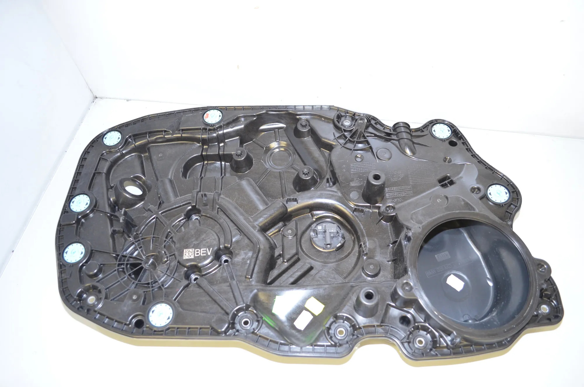 Front Left Door Panel – OEM 7499195 · BMW i4 (G26) BMW i4 (G26) eDrive40 2023