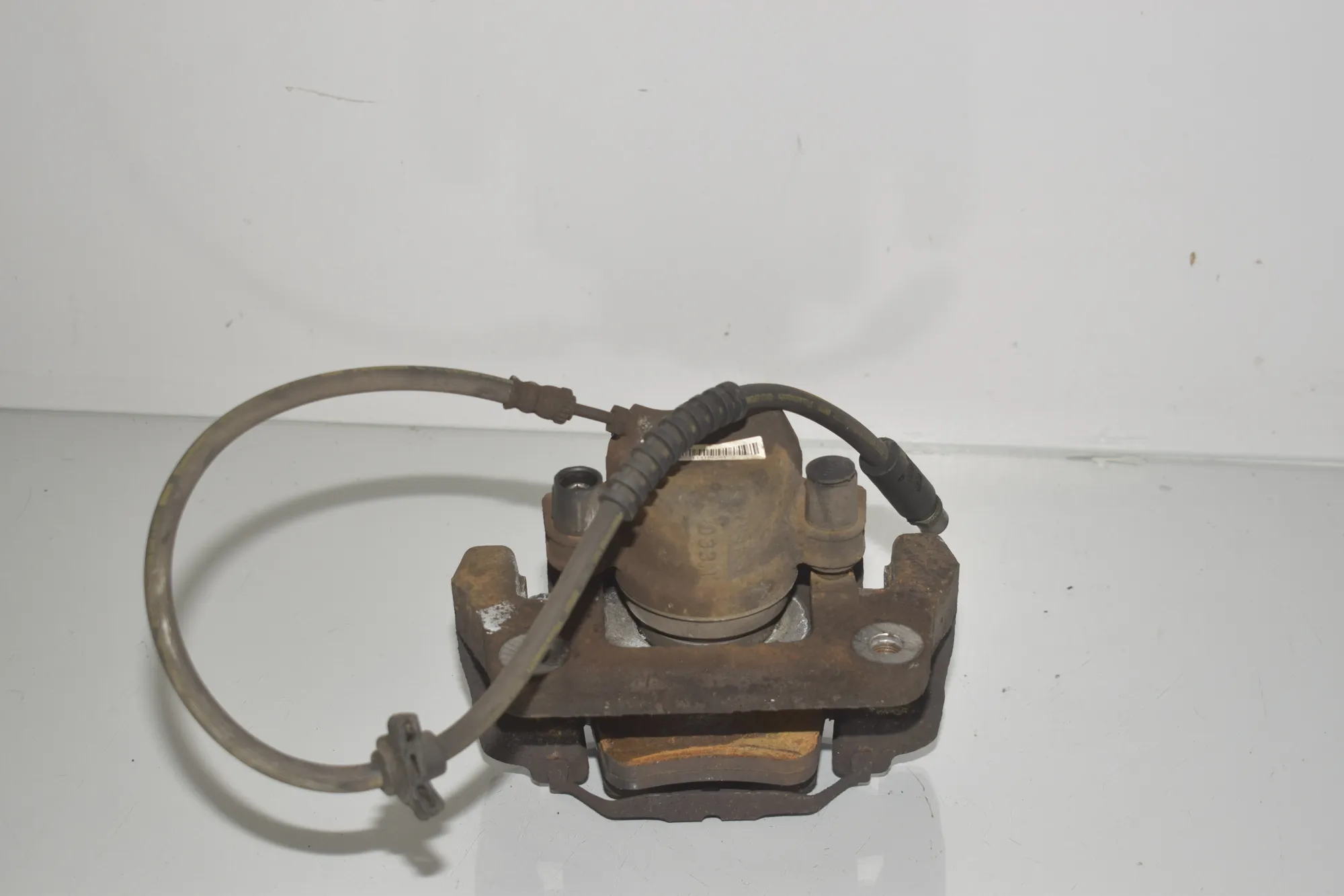 Front Right Brake Caliper – OEM 6852114 · BMW X3 (F25) xDrive 20 d 2011 – 3