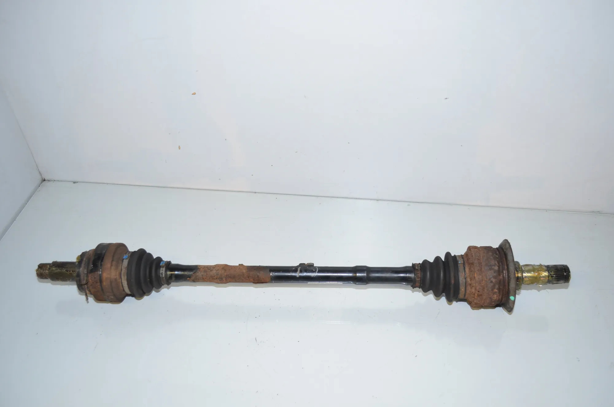 Rear Left Driveshaft – OEM 7614493 · BMW X3 (F25) xDrive 20 d 2011 – 4