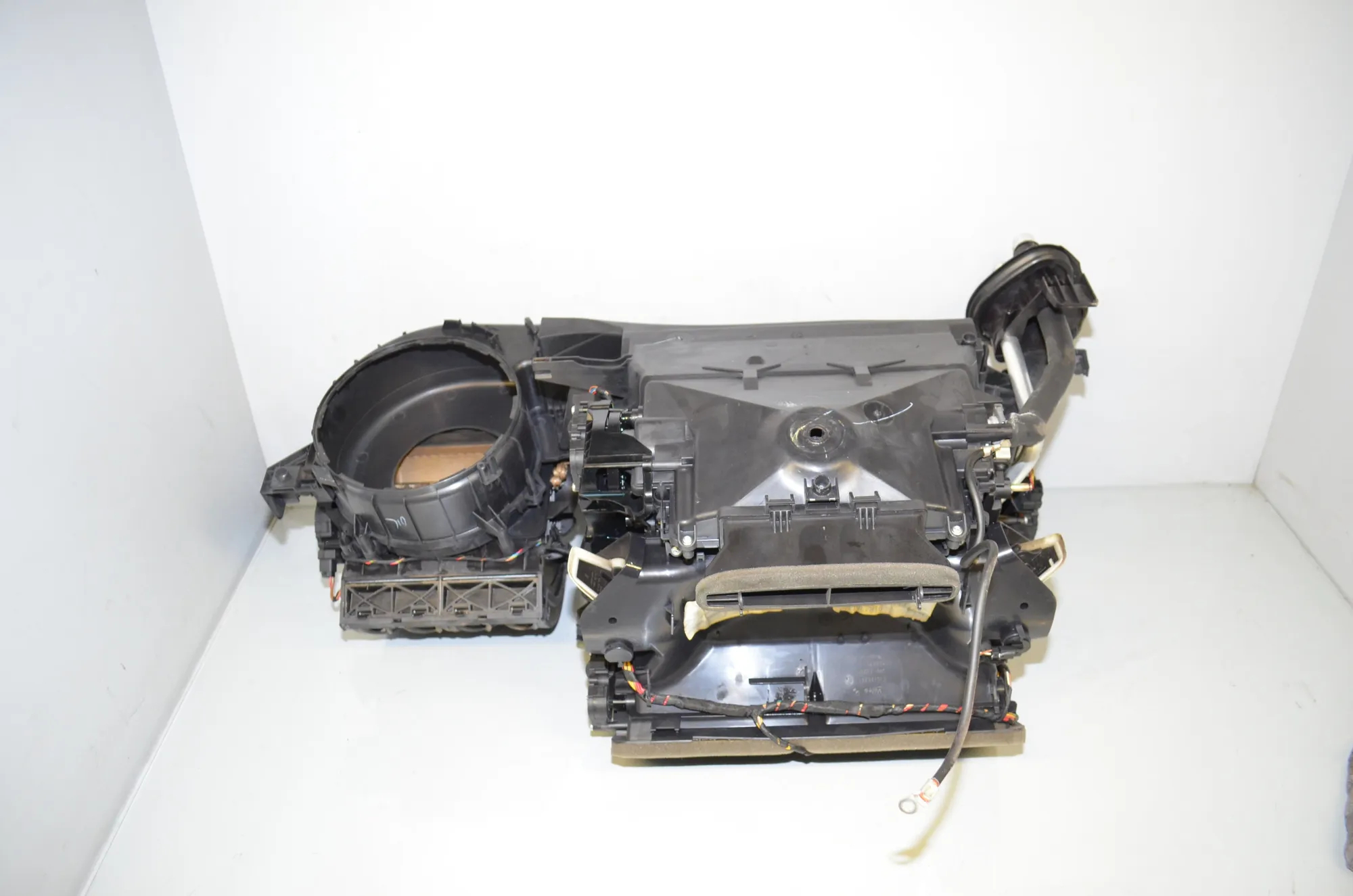 Interior Heater – OEM 9184306 · BMW X3 (F25) xDrive 20 d 2011 – 3