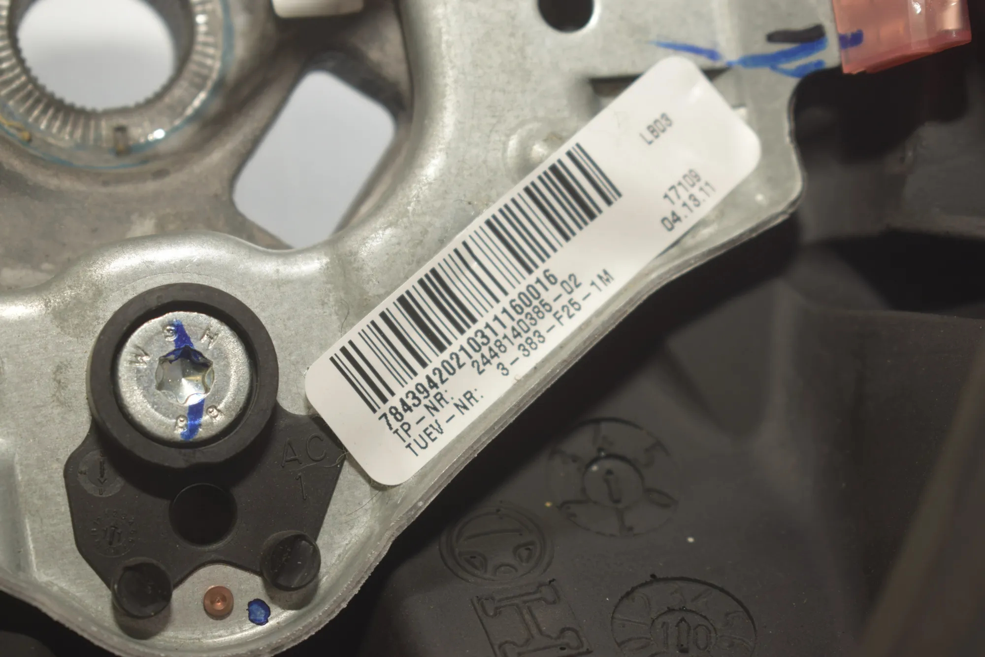 Steering Wheel – OEM 7843942 · BMW X3 (F25) xDrive 20 d 2011 – 7