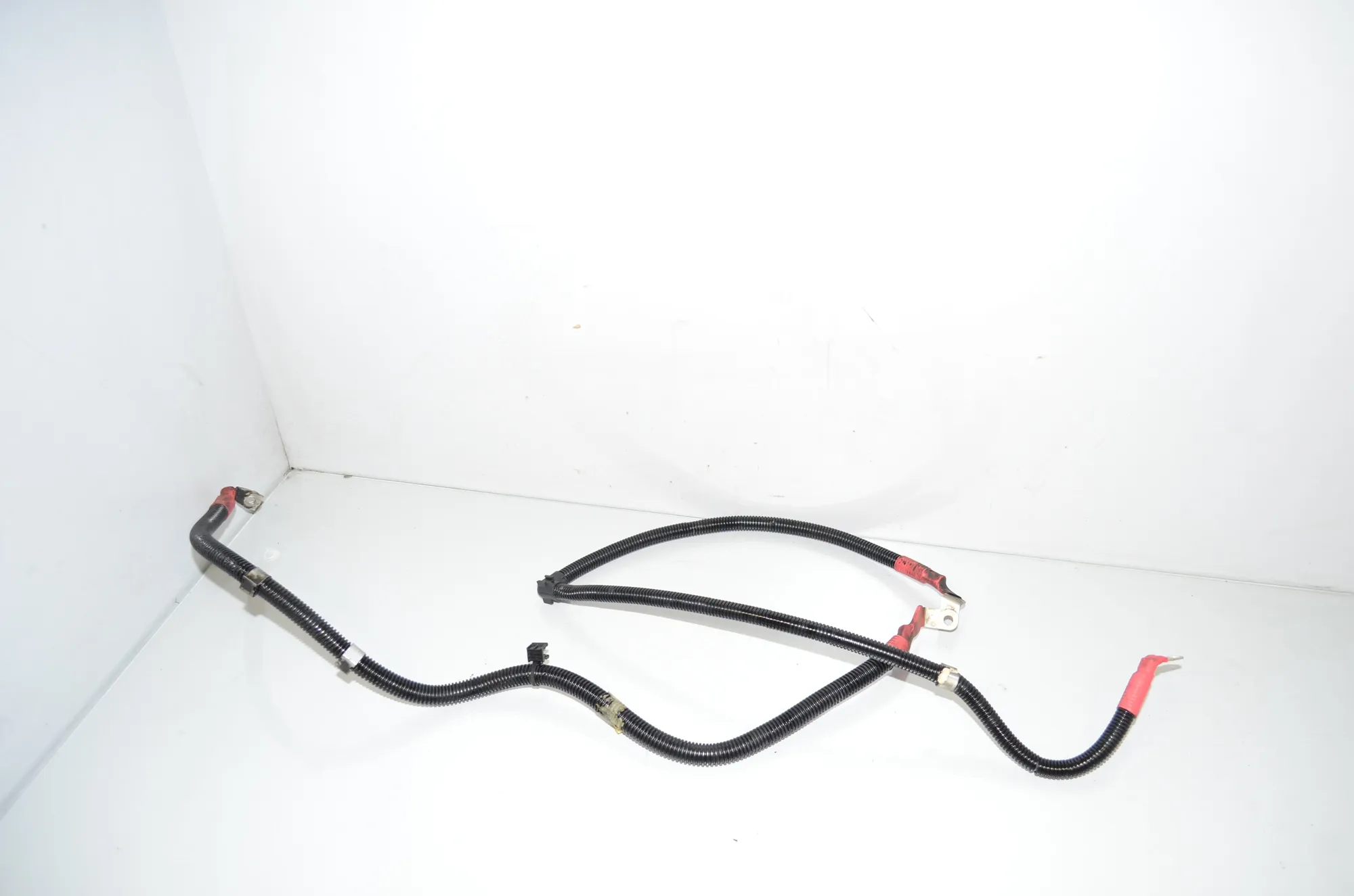 Positive Battery Cable – OEM 8515494 · BMW 5 Touring (F11) 530 d 2012 – 2