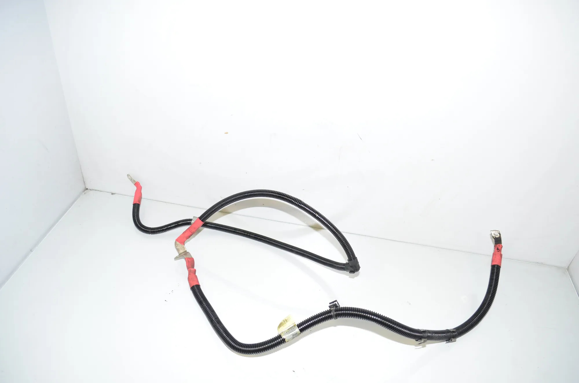 Positive Battery Cable – OEM 8515494 · BMW 5 Touring (F11) 530 d 2012