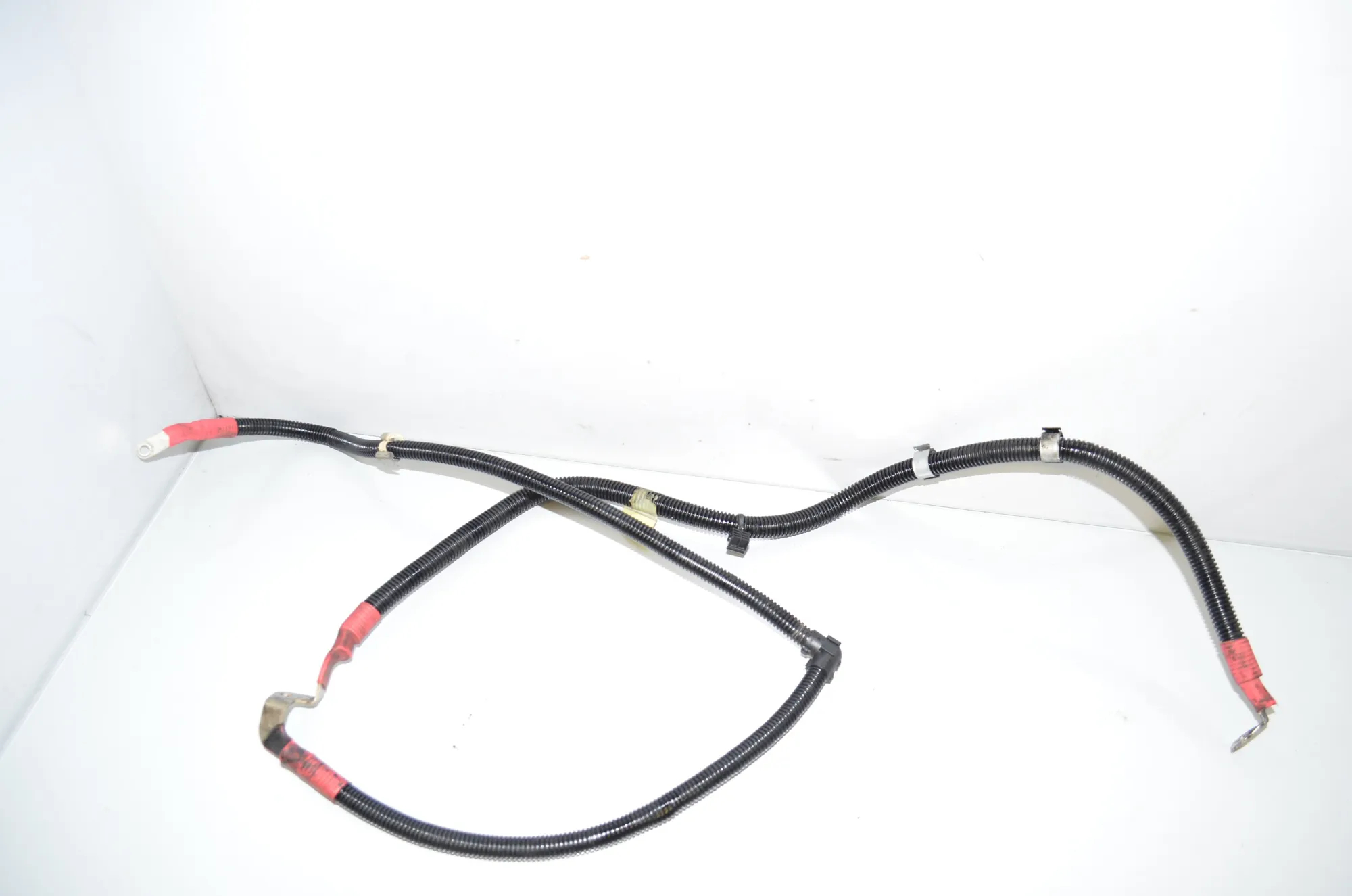 Positive Battery Cable – OEM 8515494 · BMW 5 Touring (F11) 530 d 2012 – 3