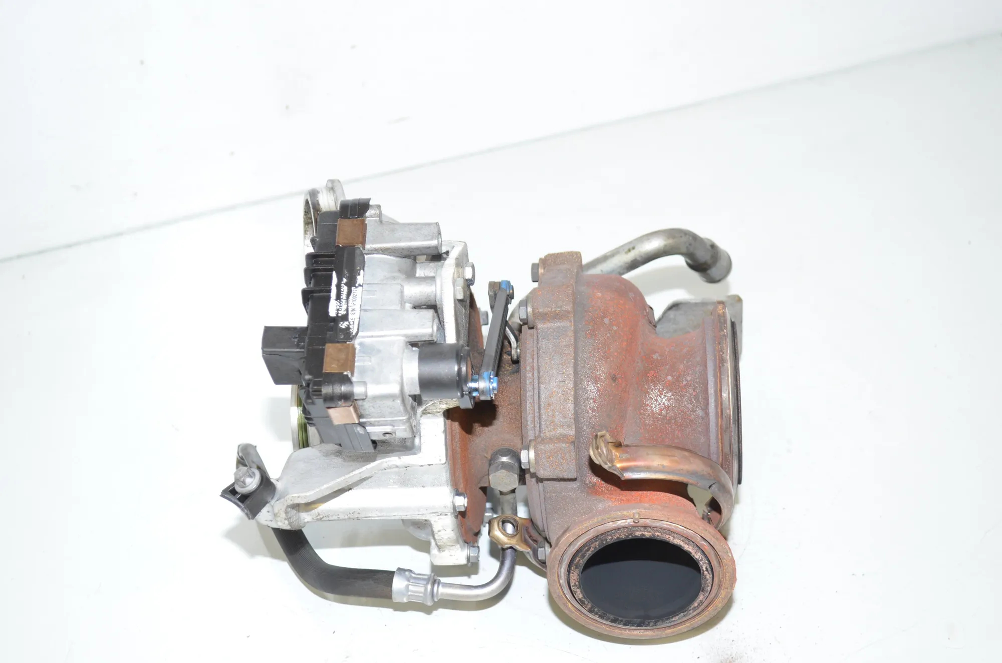 Turbocharger – OEM 7823270 · BMW 5 Touring (F11) 530 d 2012 – 5