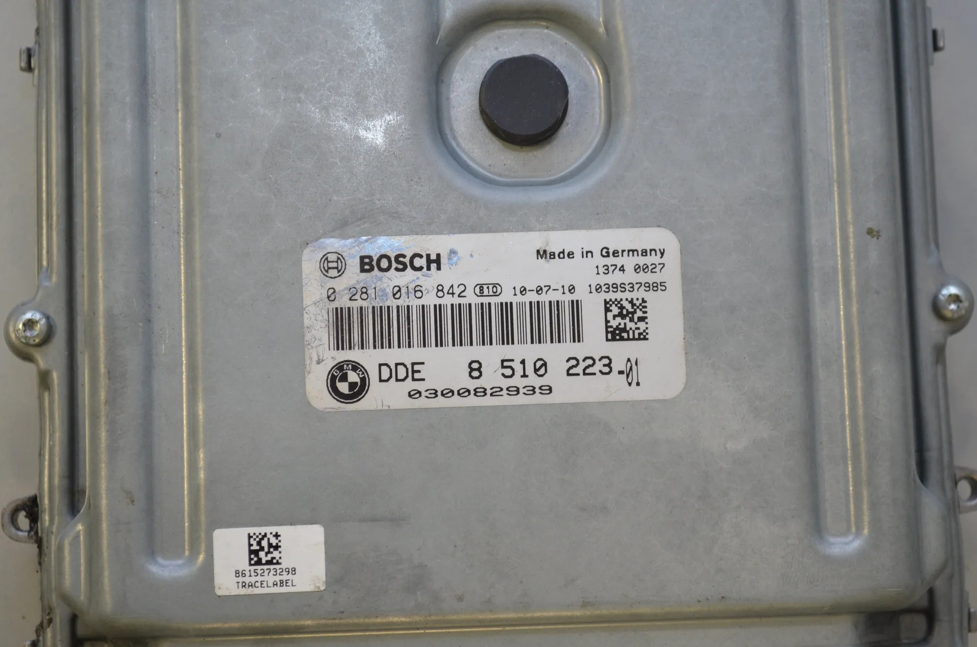 Engine Control Unit – OEM 8510223 · BMW 3 (E90) 325 d 2010 – 4