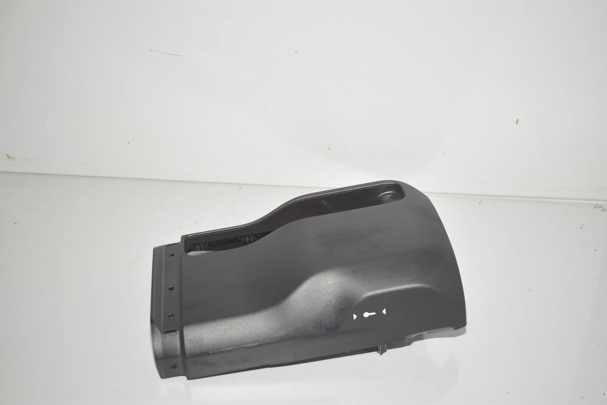 Steering Mechanism Trim – OEM 9329532 · BMW 5 (G30) BMW 5 (G30) 520 d 2020