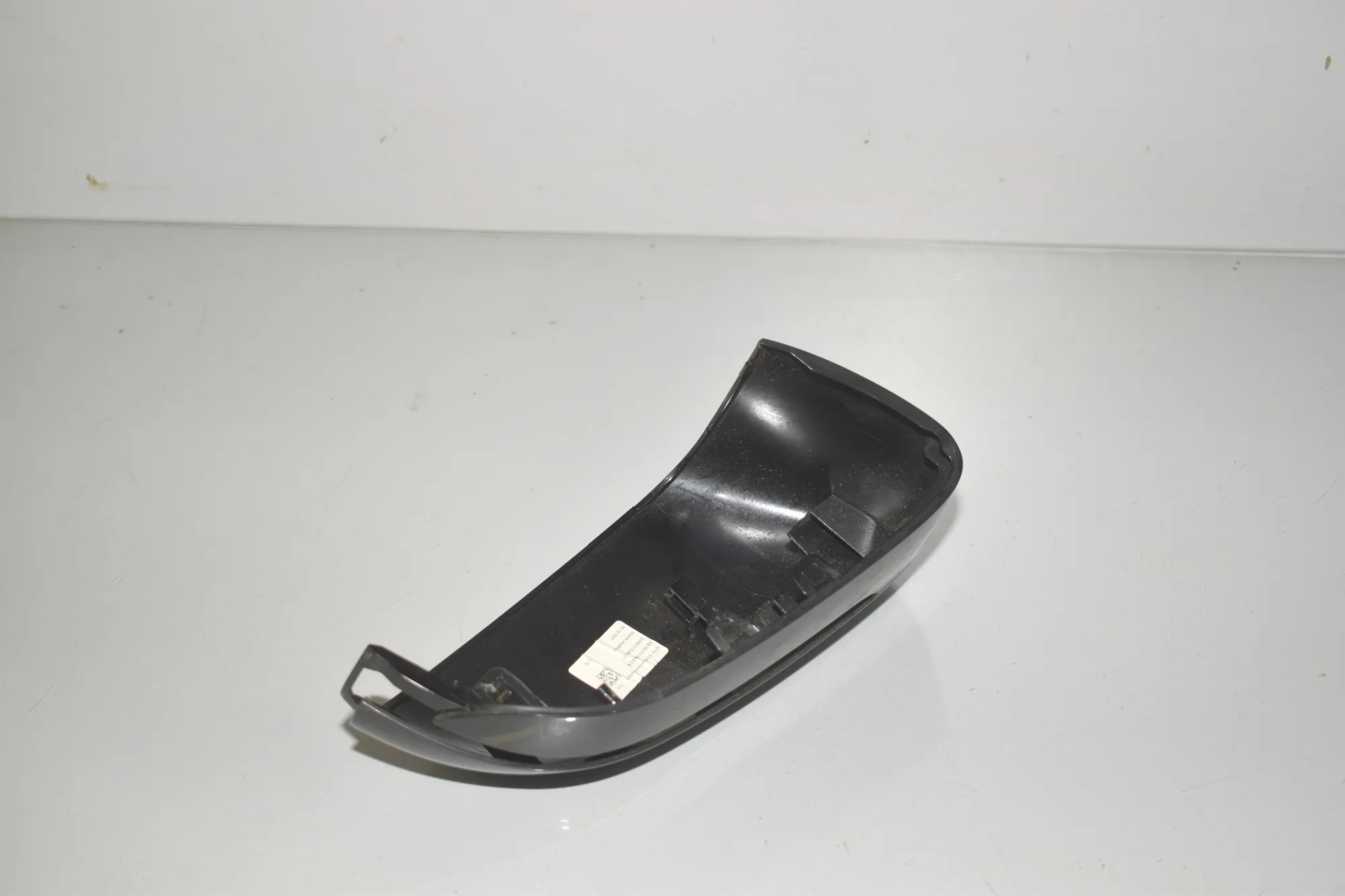 Front Left Mirror Trim – OEM 9403135 · BMW 7 (G11, G12) BMW 7 (G11, G12) 730 d 2020 – 4