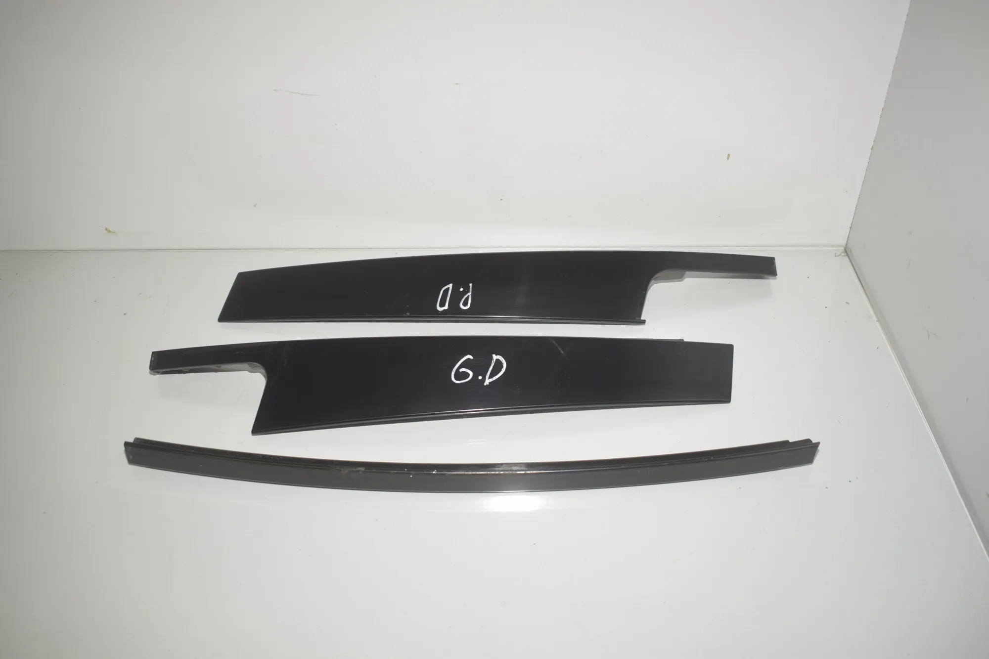 Rear Right Door Vertical Trim – OEM 7263380 · BMW 3 Touring (F31) 335 d xDrive 2014