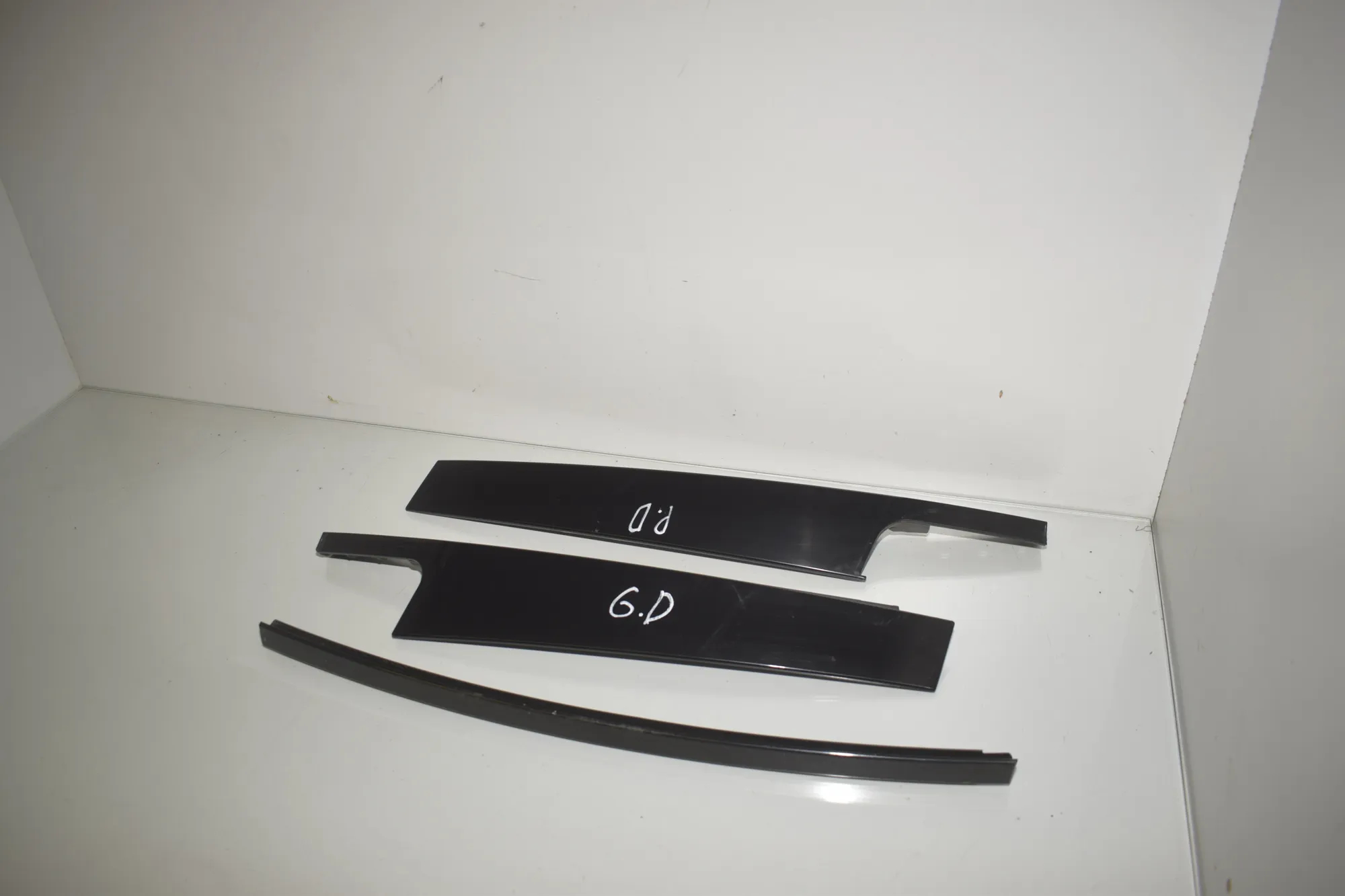 Rear Right Door Vertical Trim – OEM 7263380 · BMW 3 Touring (F31) 335 d xDrive 2014 – 4