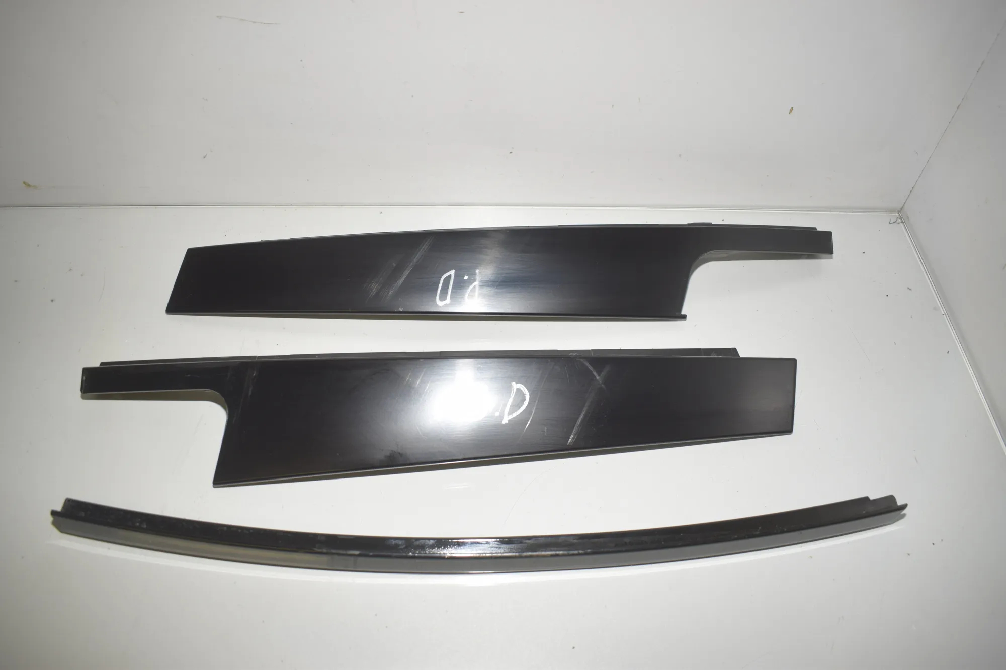 Rear Right Door Vertical Trim – OEM 7263380 · BMW 3 Touring (F31) 335 d xDrive 2014 – 2