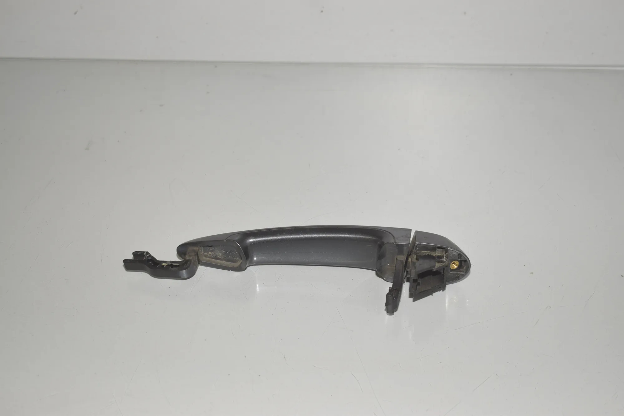 Rear Right Door Exterior Handle – OEM 7207562 · BMW 3 Touring (F31) 335 d xDrive 2014 – 3