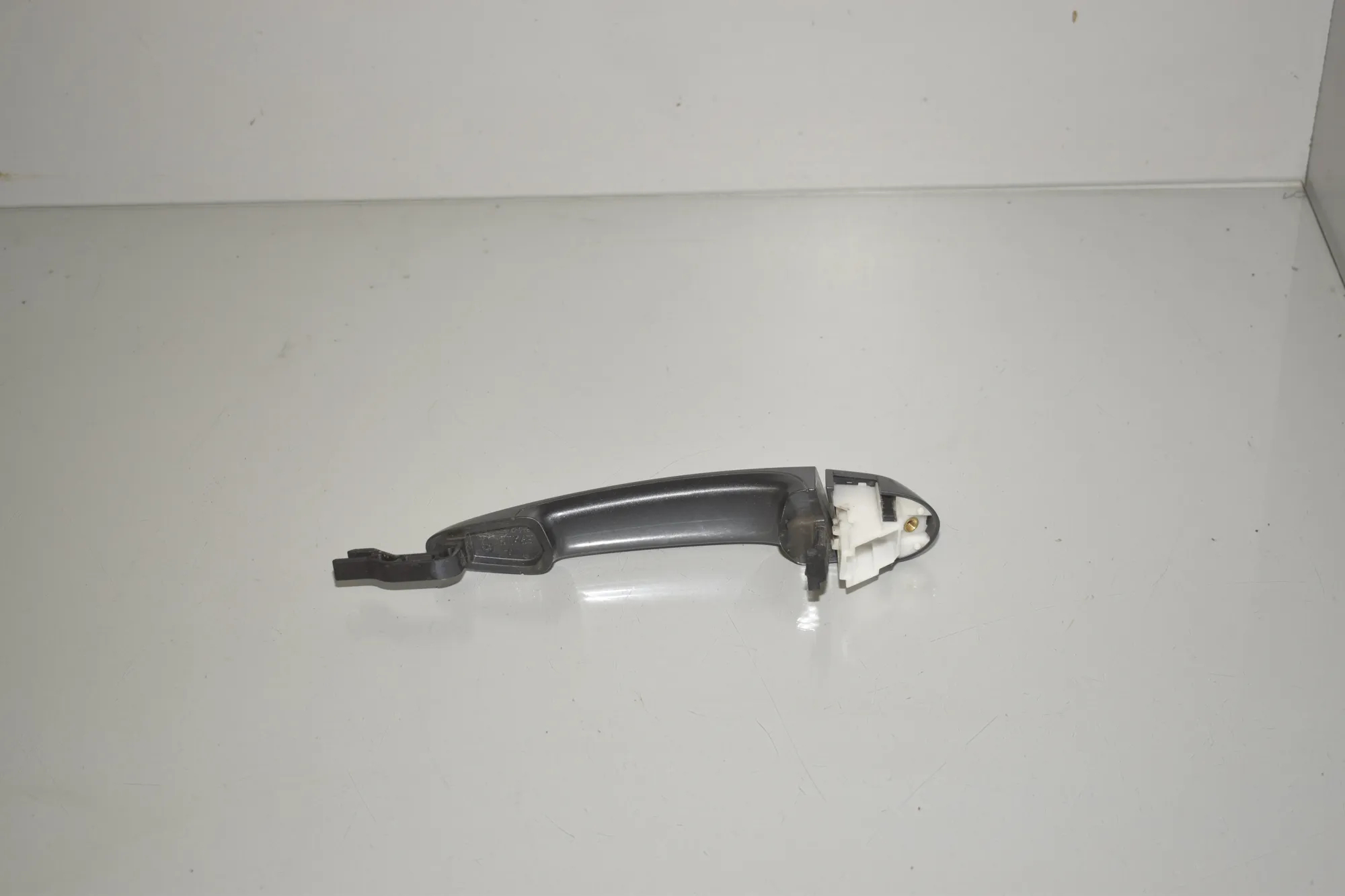 Rear Left Door Exterior Handle – OEM 7207561 · BMW 3 Touring (F31) 335 d xDrive 2014 – 4