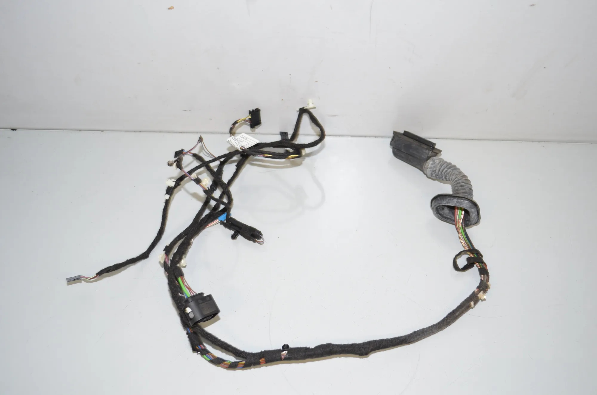 Rear Left Door Wiring – OEM 9366761 · BMW 3 Touring (F31) 335 d xDrive 2014 – 3