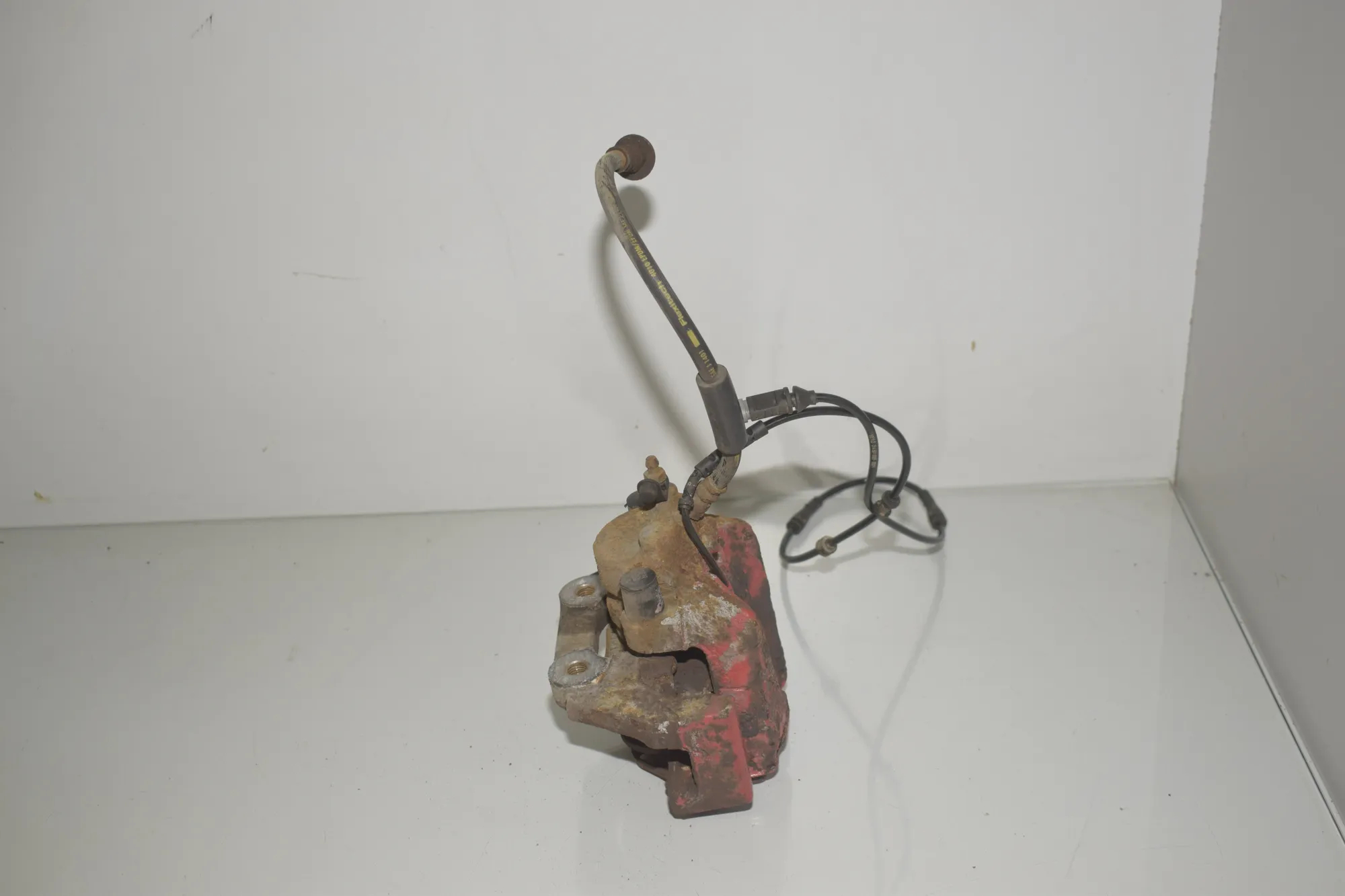 Rear Right Brake Caliper – OEM 6786832 · BMW 7 (F01, F02) 730 d 2009 – 2