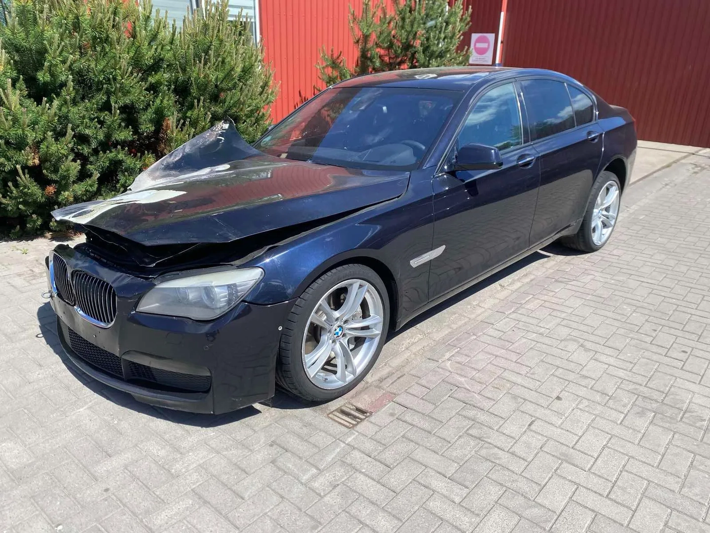 BMW 7 (F01, F02) 750 i 2010 – 3