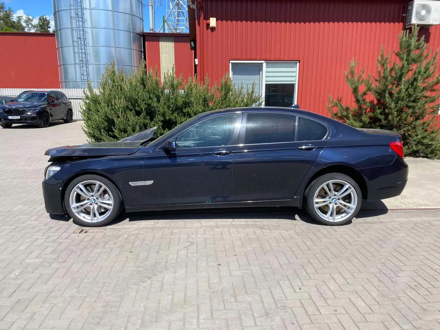 BMW 7 (F01, F02) 750 i 2010 – 7