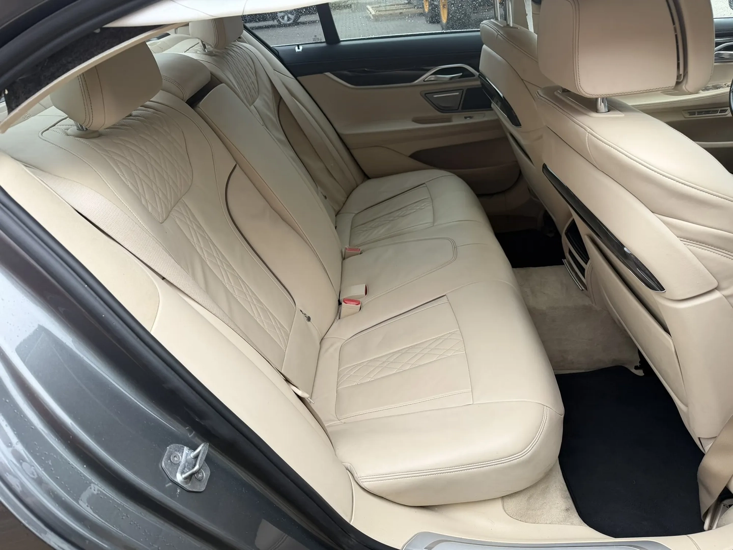 BMW 7 (G11, G12) 750 d, Ld xDrive 2016 – 11