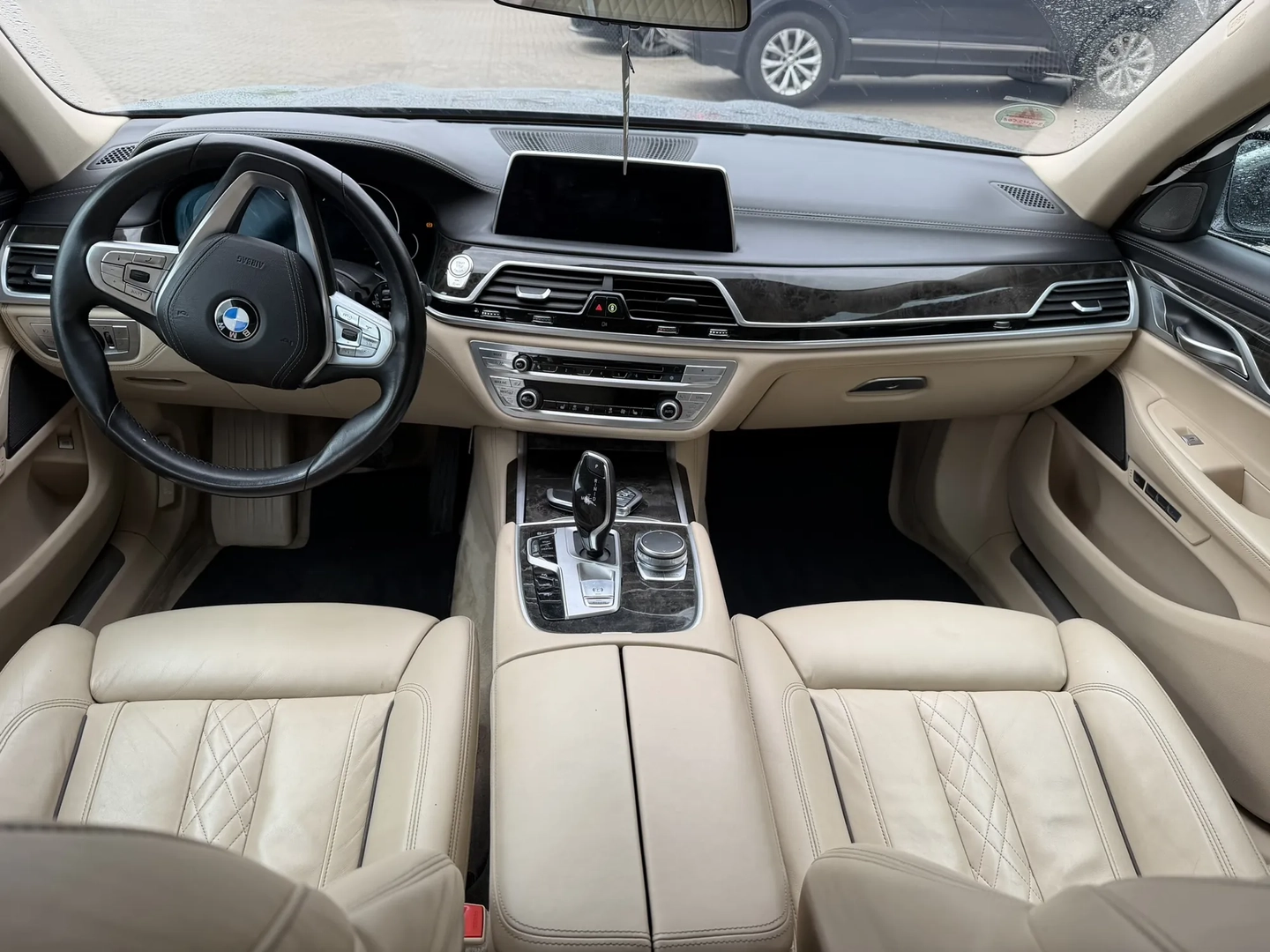 BMW 7 (G11, G12) 750 d, Ld xDrive 2016 – 8