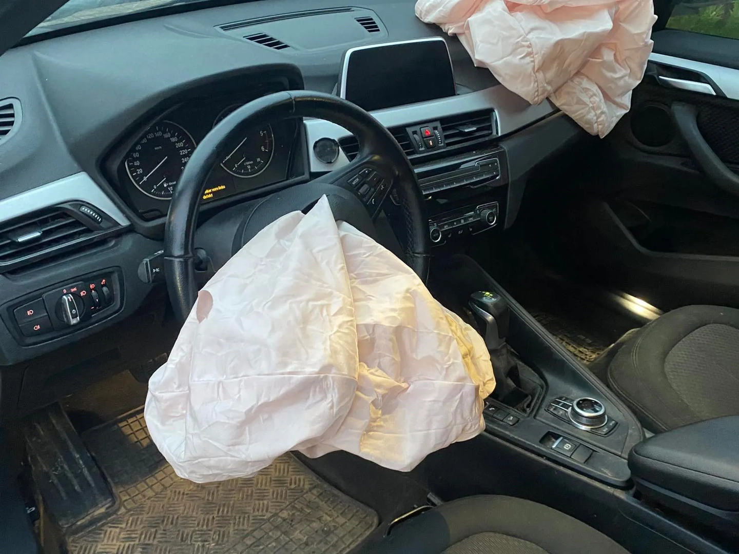 BMW X1 (F48) xDrive 18 d 2017 – 8