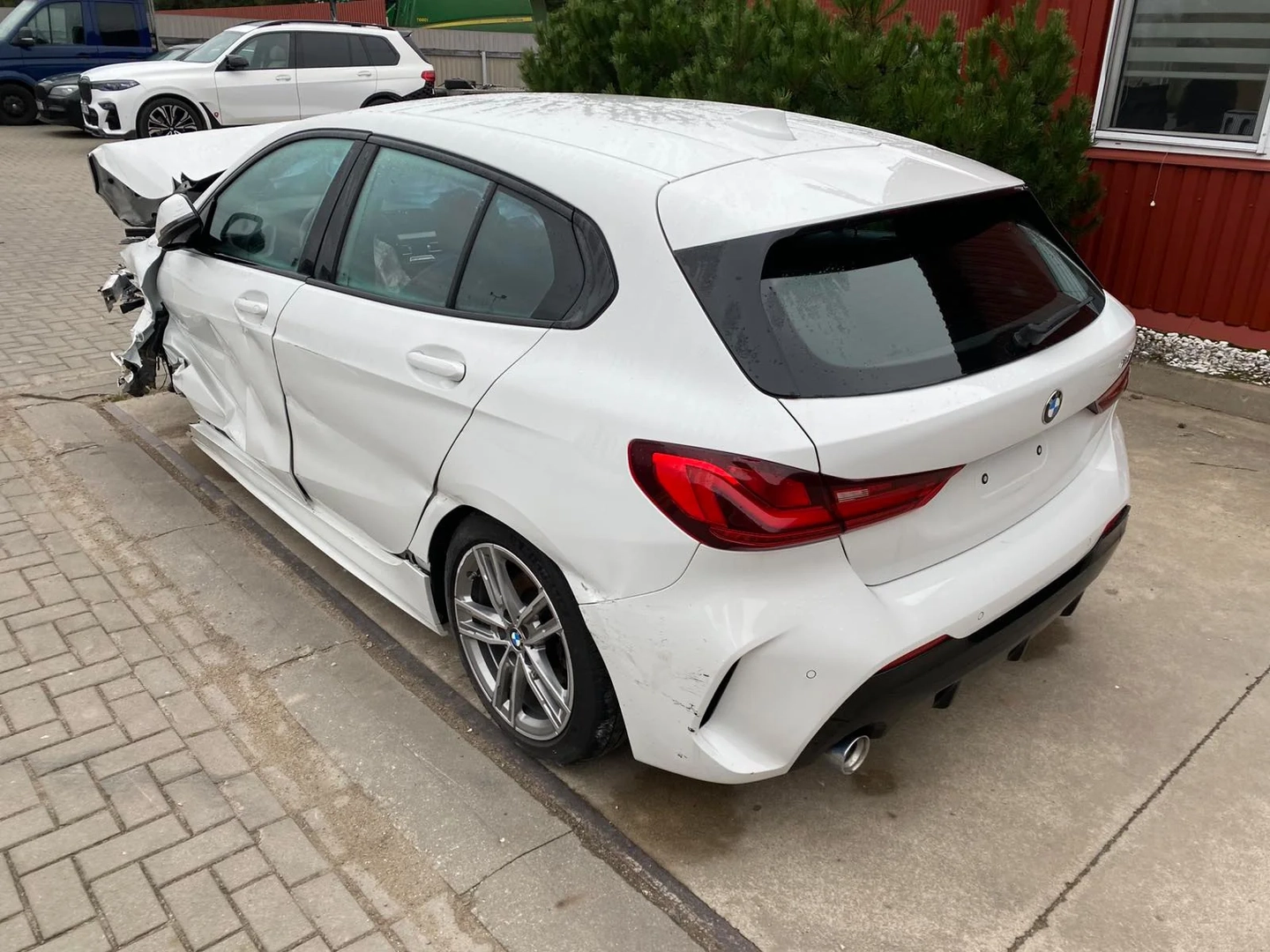 BMW 1 (F40) (2019 - -) (F40)118i 2020 – 3