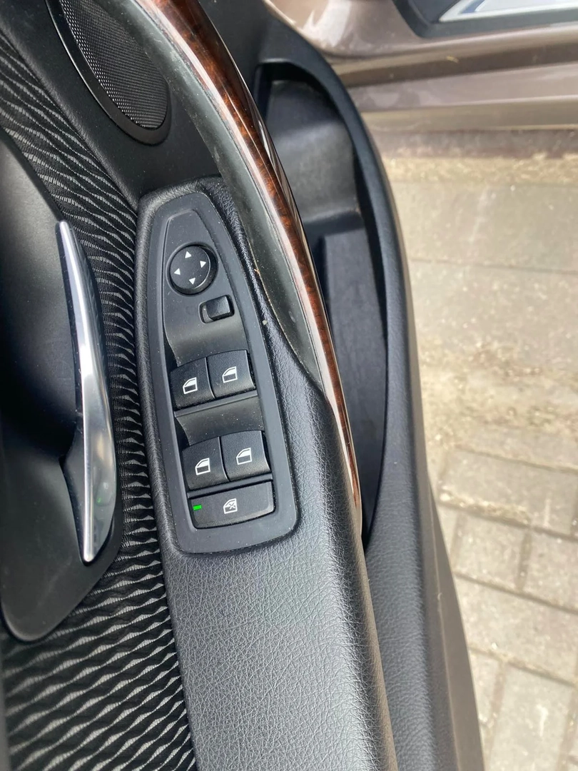 BMW 3 (F30, F80) 318 d 2013 – 10