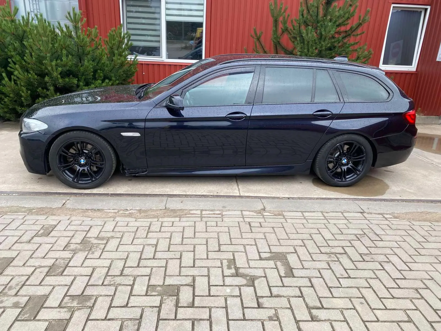 BMW 5 Touring (F11) 530 d xDrive 2011 – 7