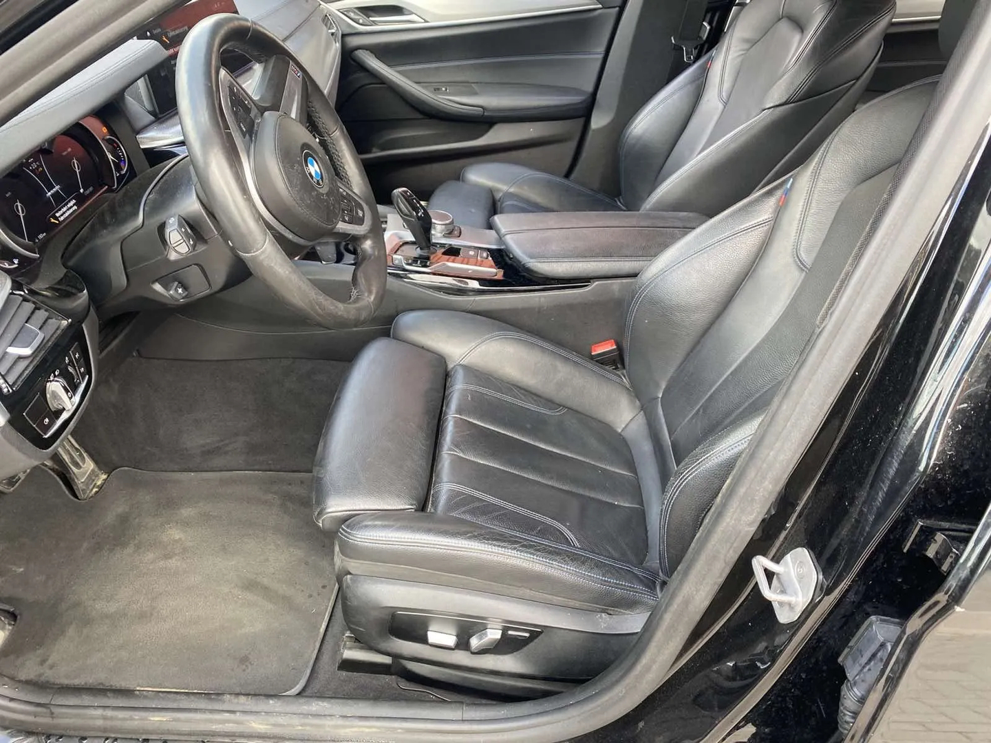 BMW 5 (G30) (2016 - -) M 550 i xDrive 2017 – 11