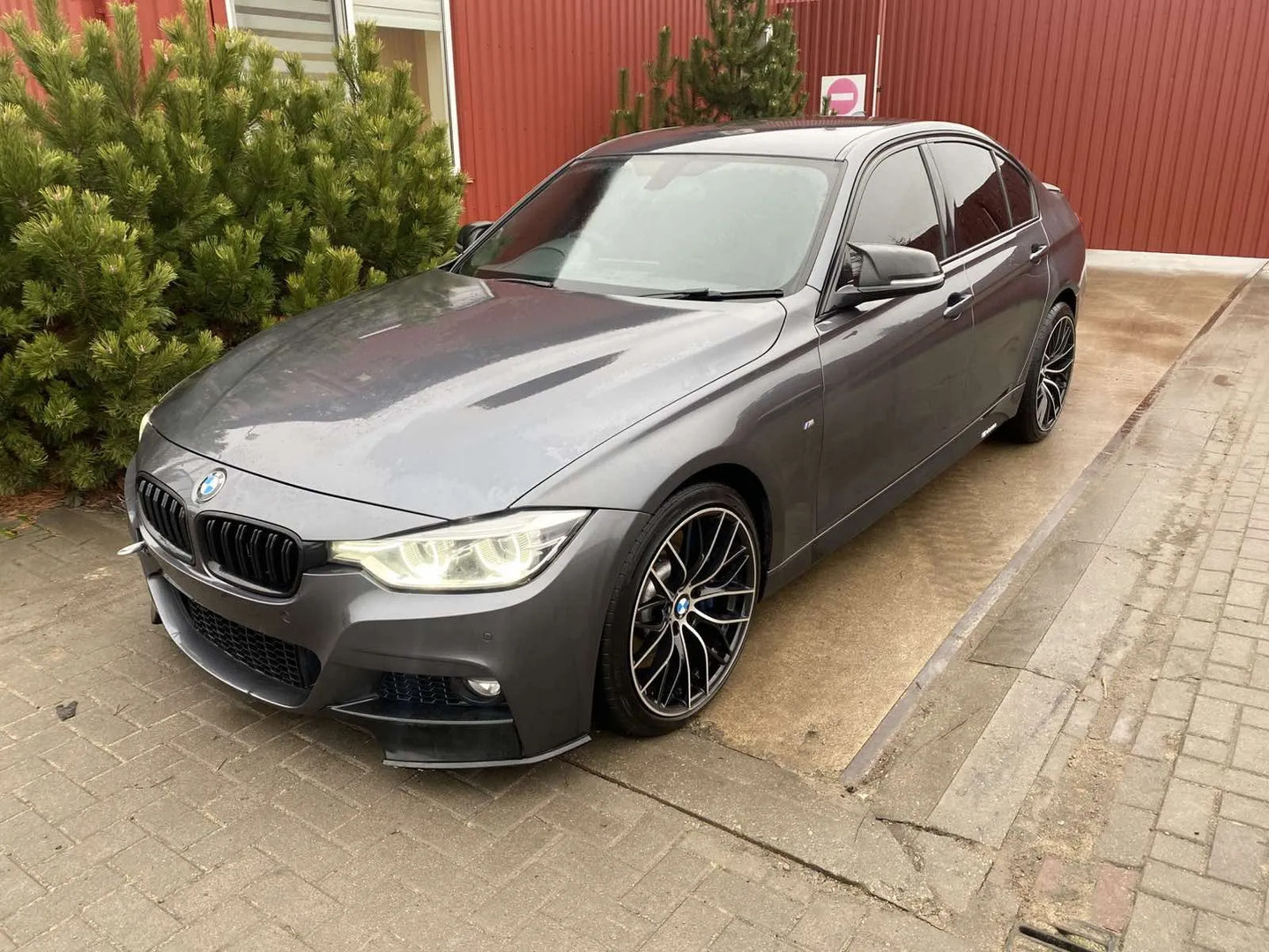 BMW 3 (F30, F80) 330 d 2016