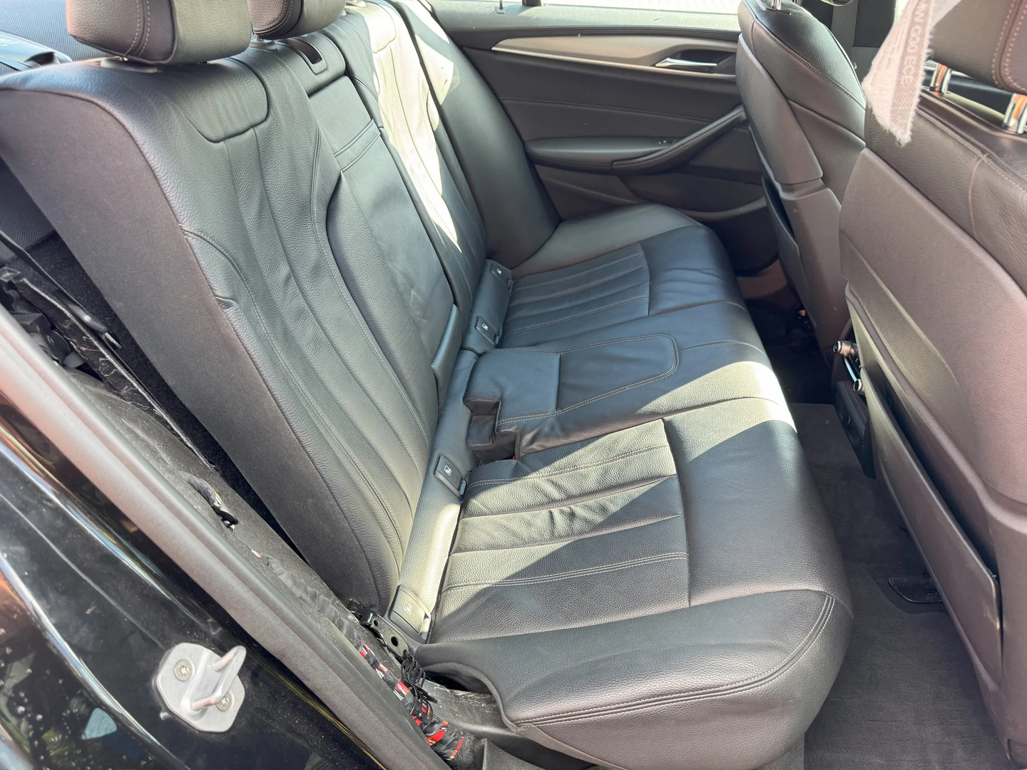 BMW 5 (G30) (2016 - -) M 550 d xDrive 2017 – 16