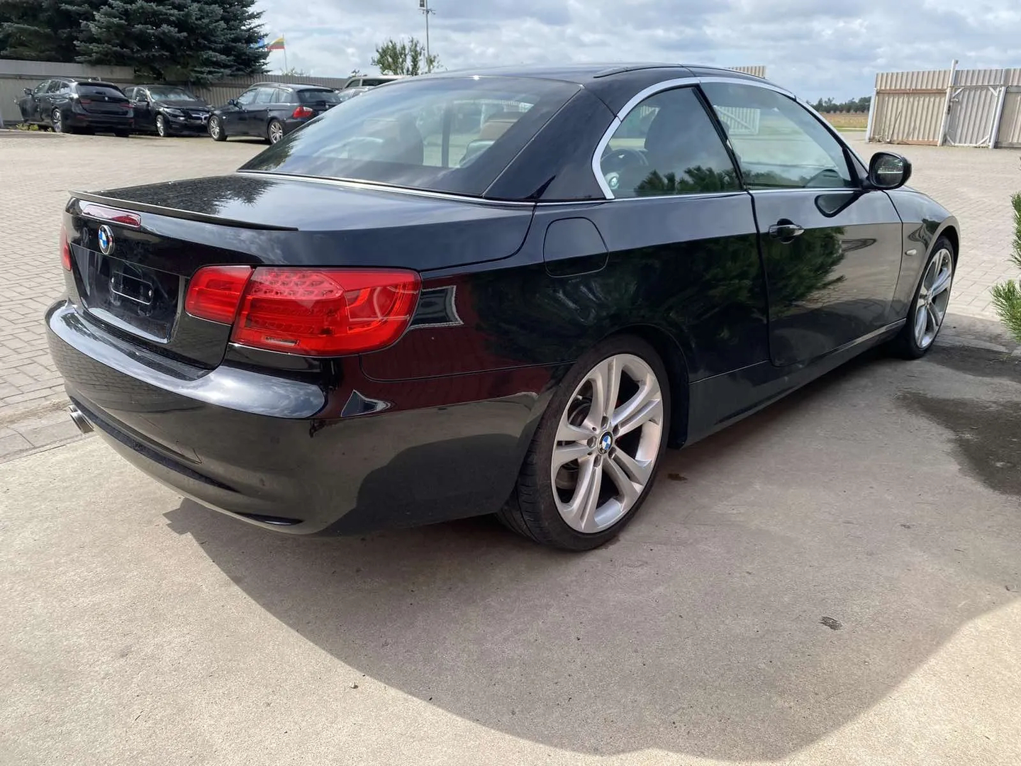 BMW 3 Cabrio (E93) 325 d 2010 – 6
