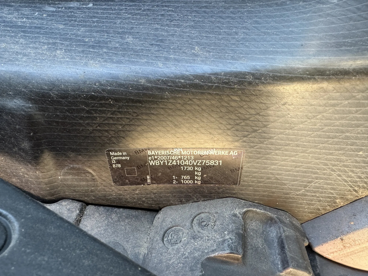 BMW i3 (I01) Hybrid 2015 – 19