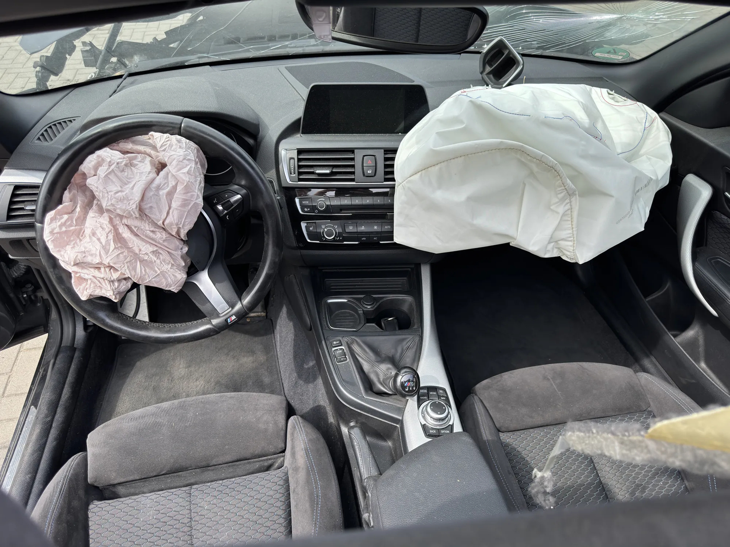 BMW 2 Cabrio (F23) 220 d 2015 – 10
