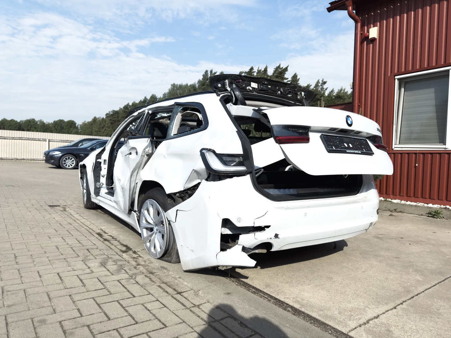BMW 3 Touring (G21) (2019 - -) 330 e Plug-in-Hybrid 2020 – 7