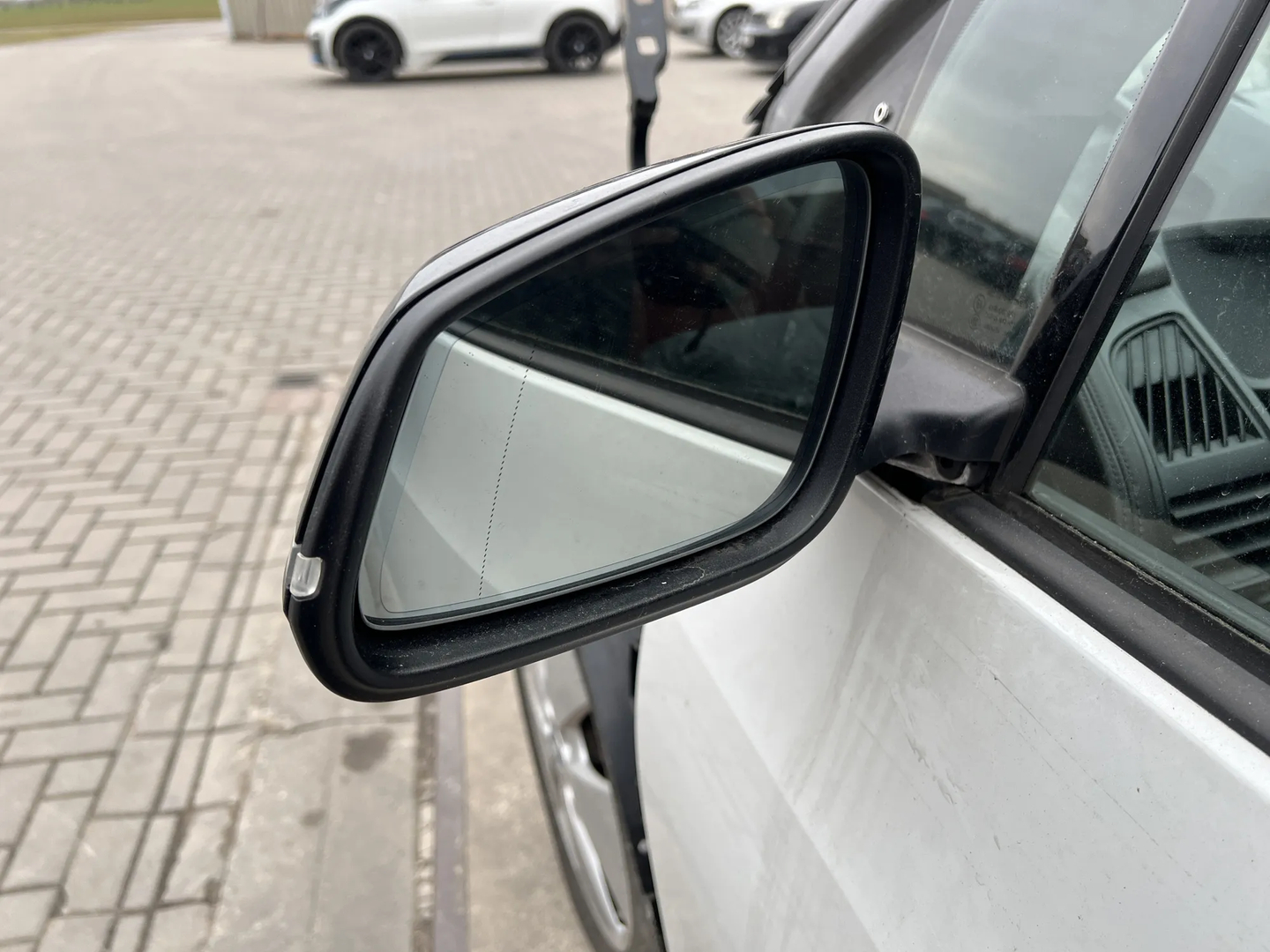 BMW i3 (I01) Electric 2019 – 13