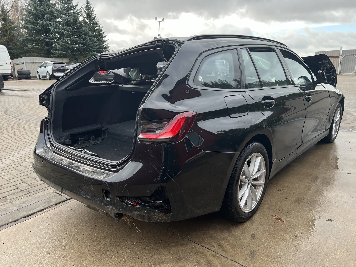 BMW 3 Touring (G21) (2019 - -) 330 e Plug-in-Hybrid 2021 – 10