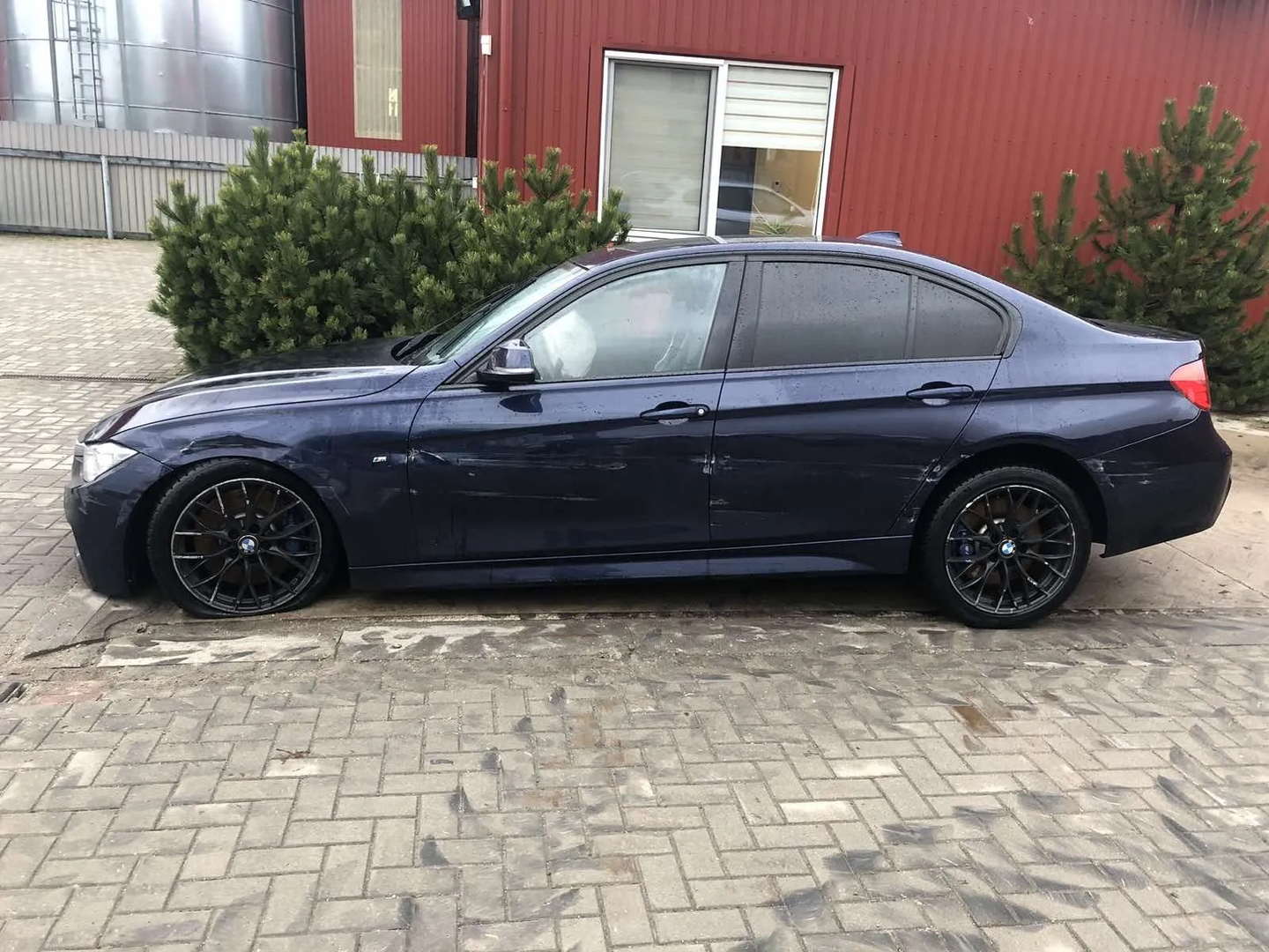 BMW 3 (F30, F80) 330 d 2013 – 4