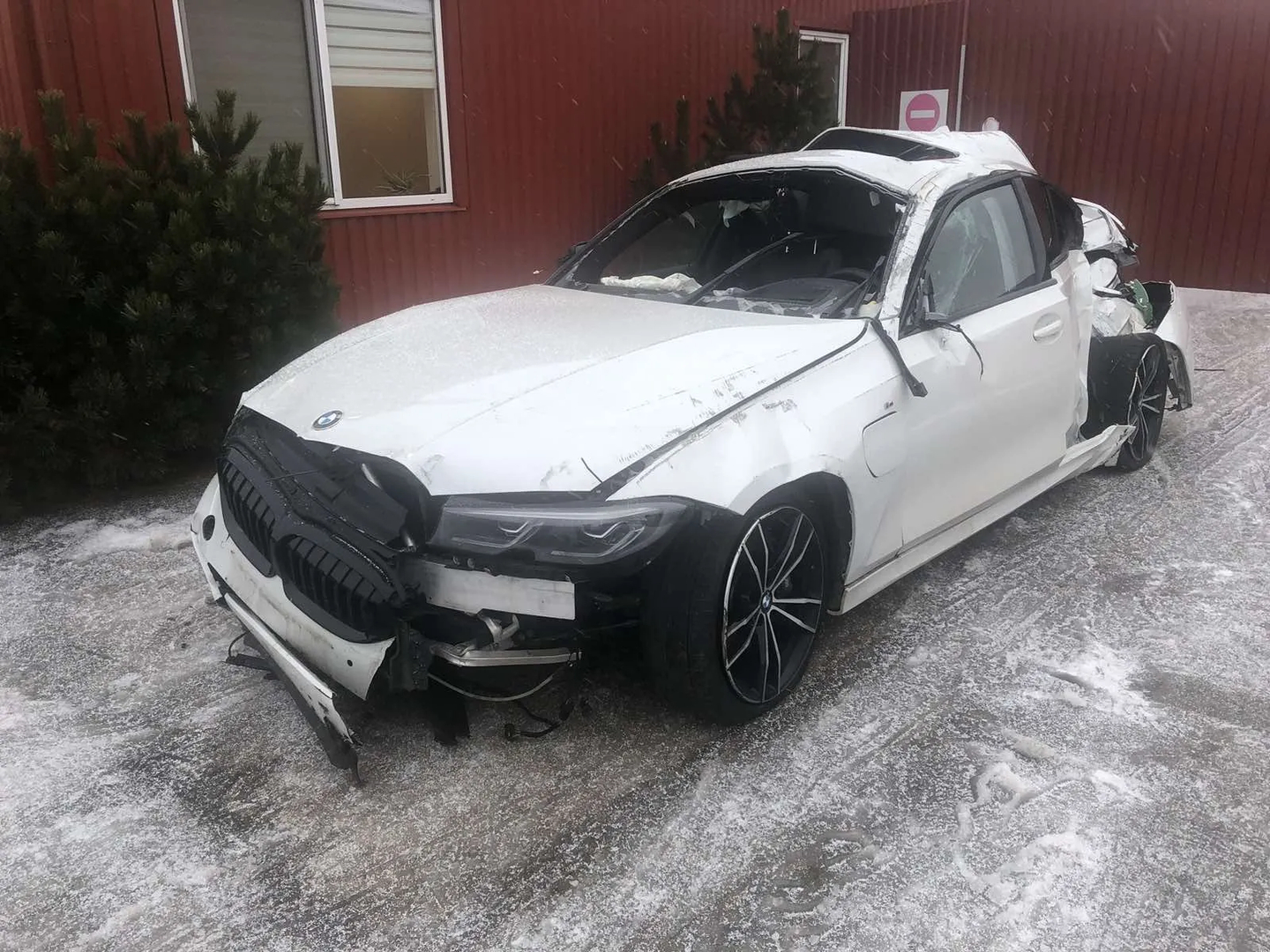 BMW 3 (G20, G28) (2018 - -) 330 e 2021 – 3