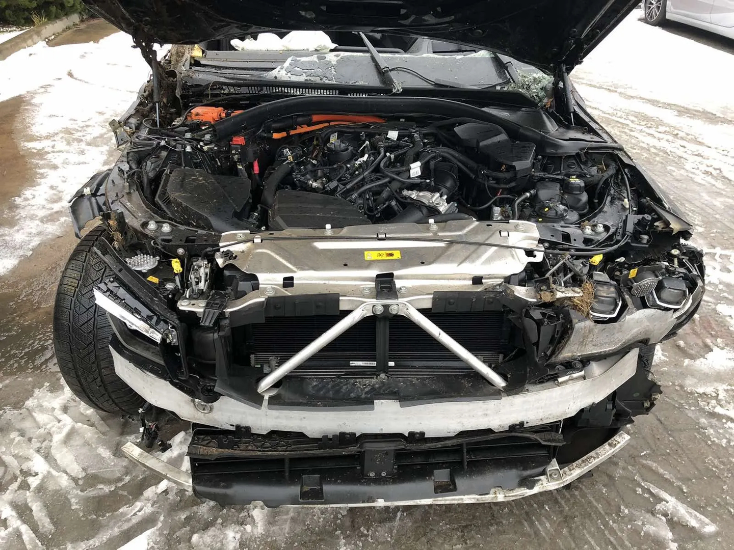 BMW 3 (G20, G28) (2018 - -) 330 e Plug-in-Hybrid 2021 – 7