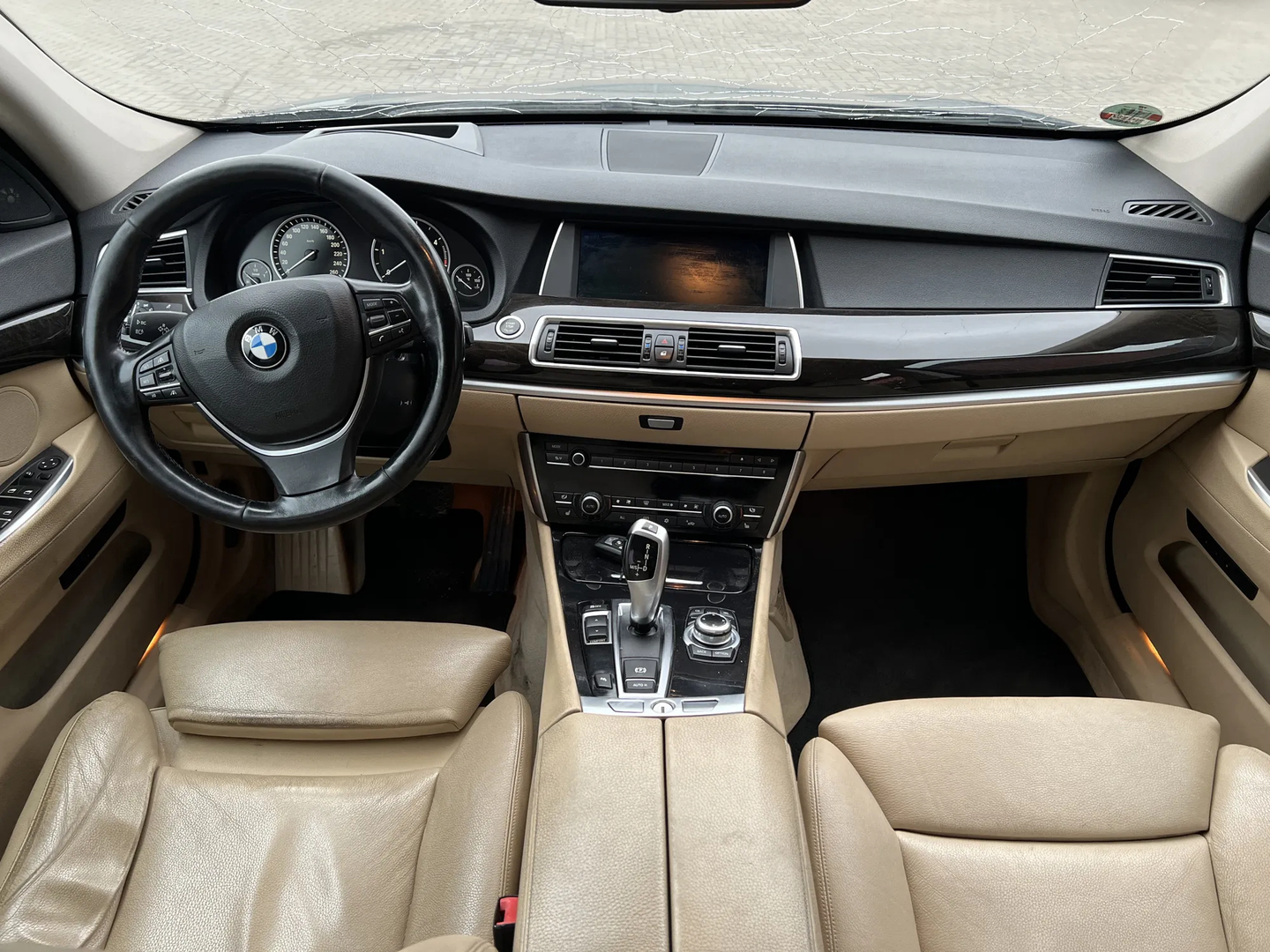 BMW 5 Gran Turismo (F07) 530 d 2010 – 9