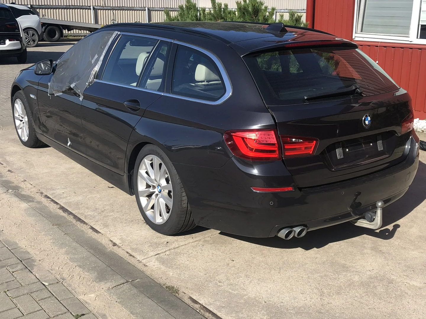 BMW 5 Touring (F11) 525 d 2011 – 7