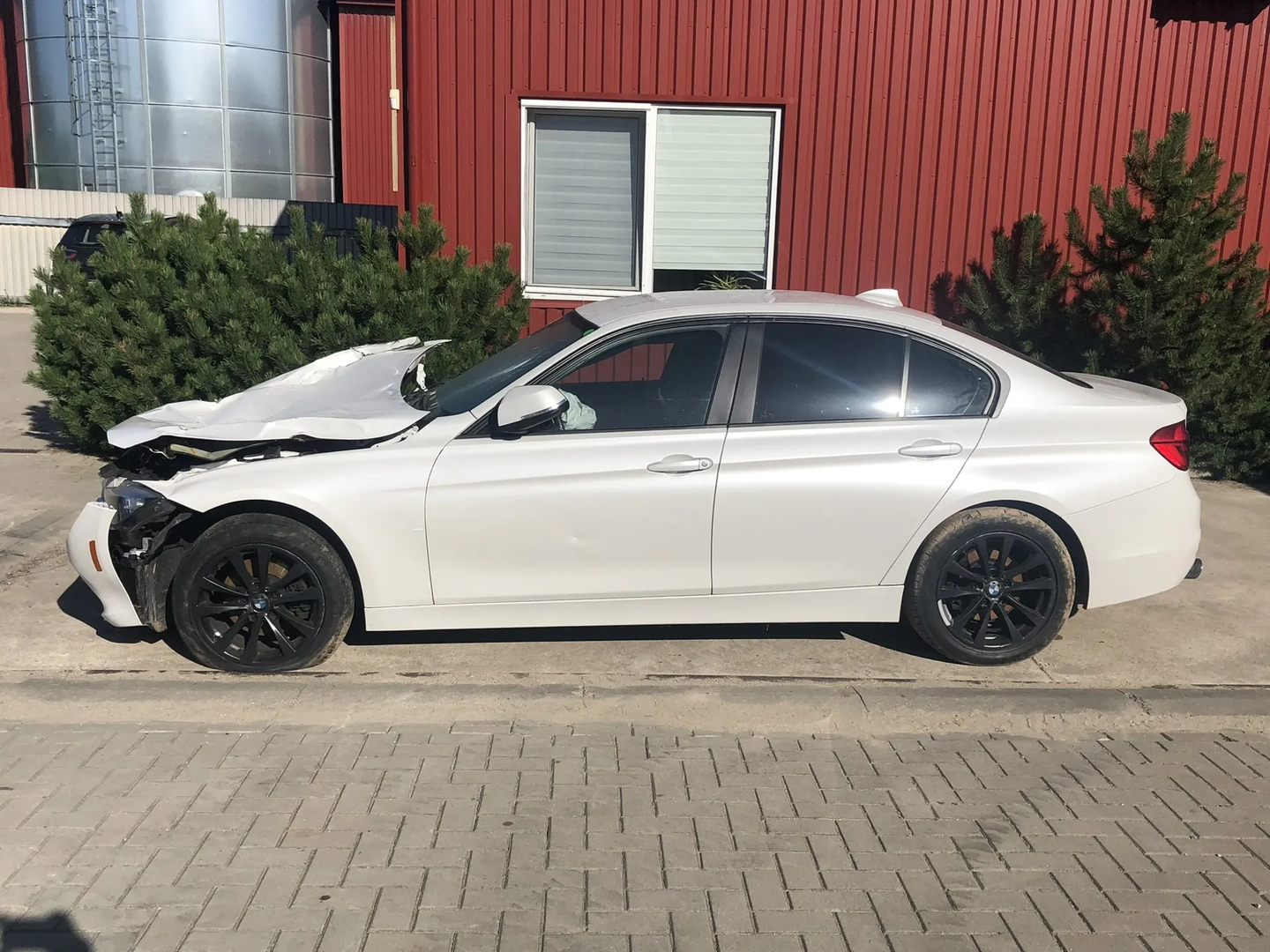 BMW 3 (F30, F80) 320 i 2017 – 4
